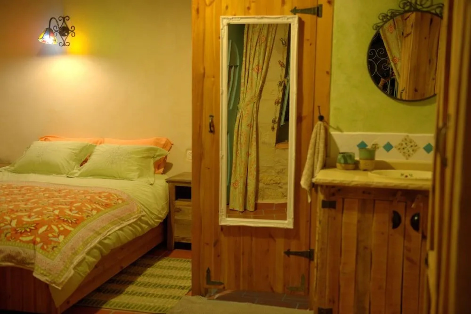 The Well Guesthouses - Home in the Old City