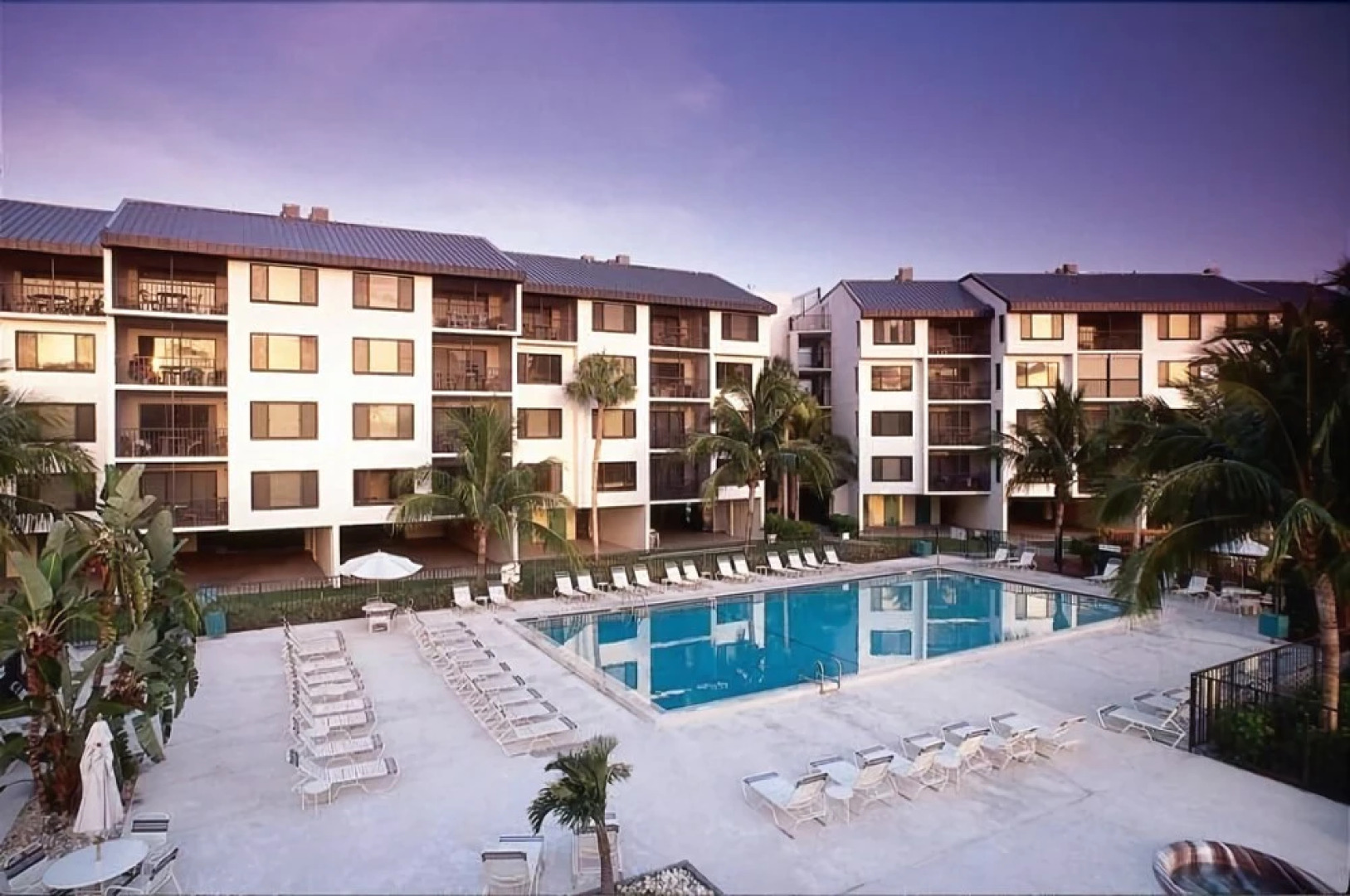Santa Maria Harbour Resort 4 Br condo by RedAwning