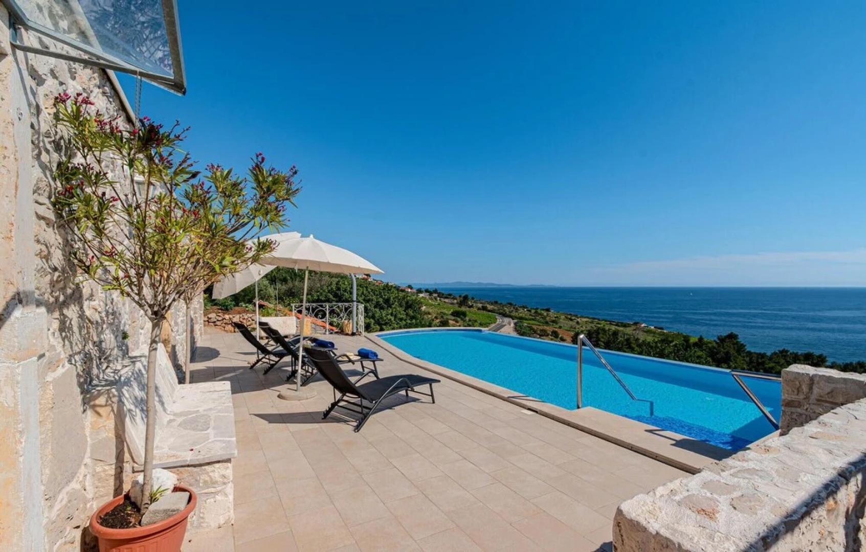 Beautiful Home in Mokalo With Wifi and 2 Bedrooms