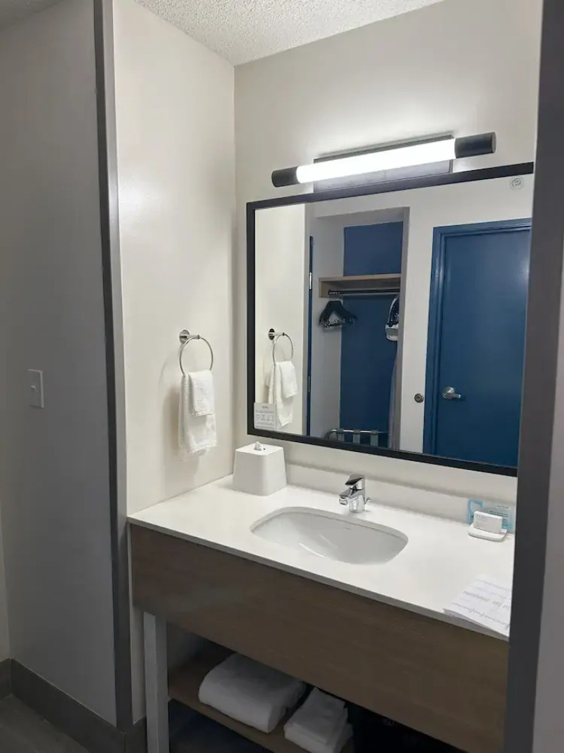 Baymont Inn And Suites Grand Rapids