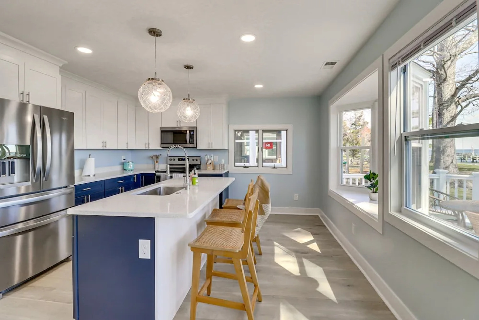 Bayfront Maryland Retreat w/ Deck, Near Beaches!