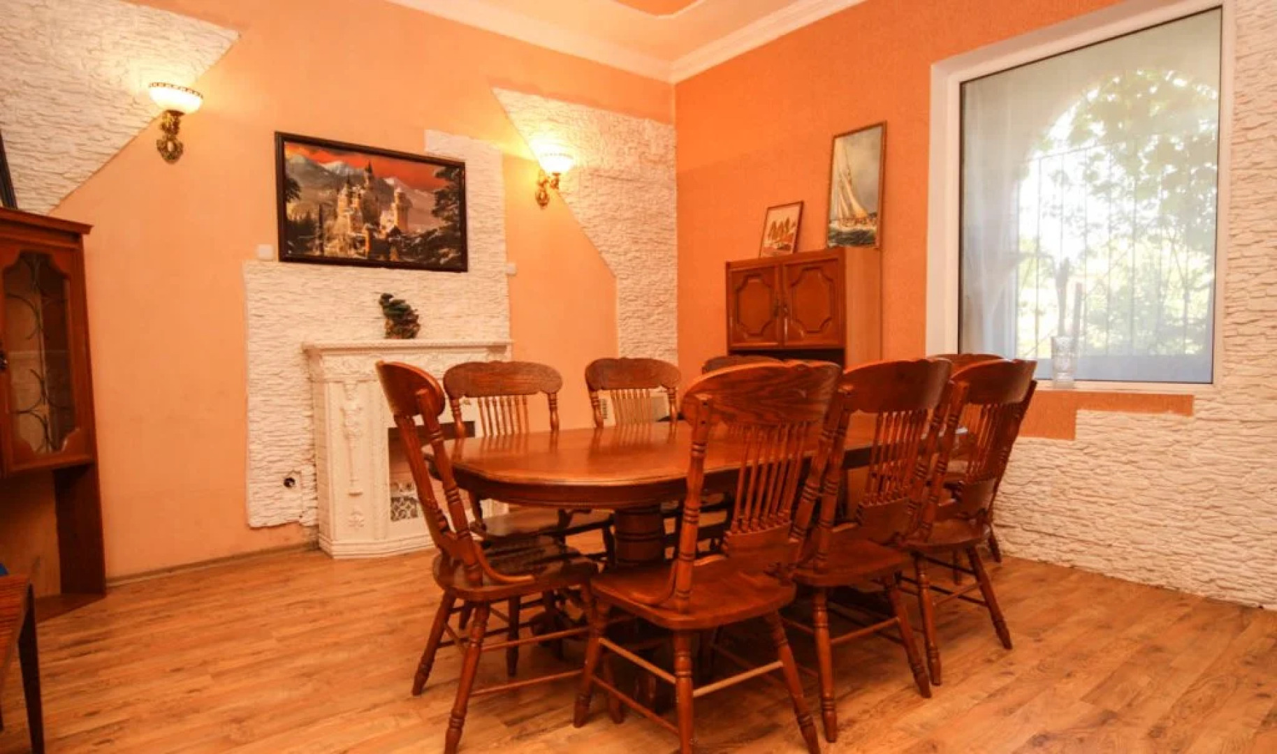 Viktoriya Guest House