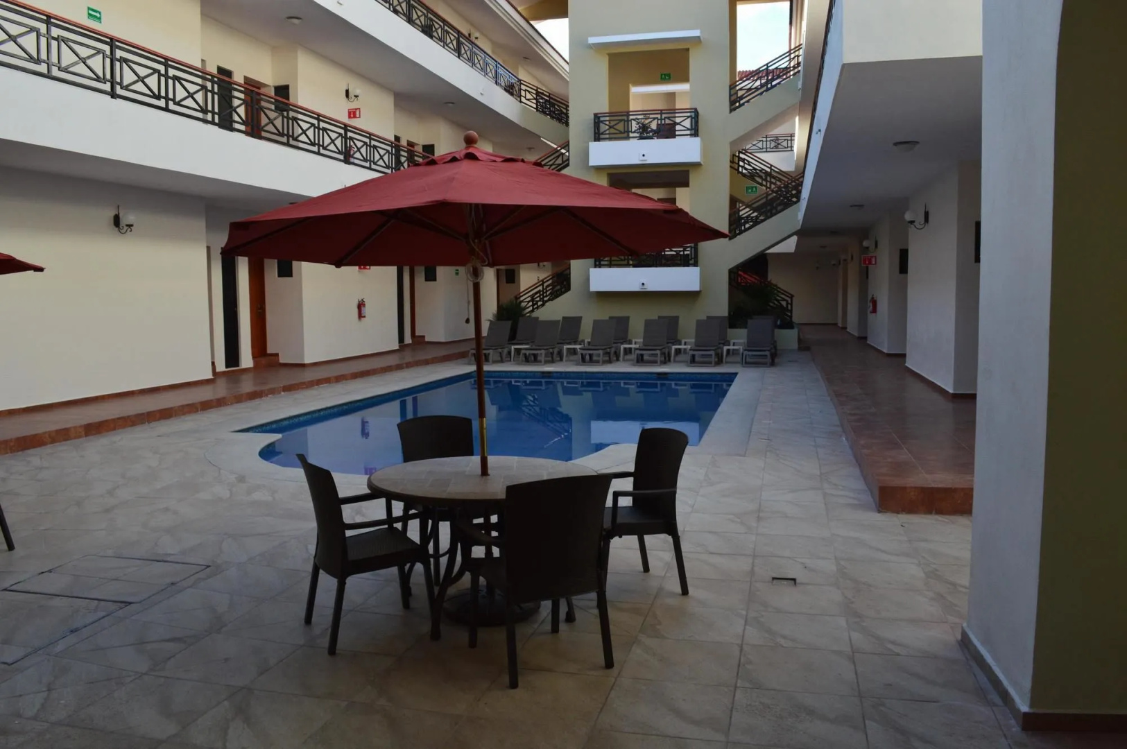 Concierge Plaza la Villa