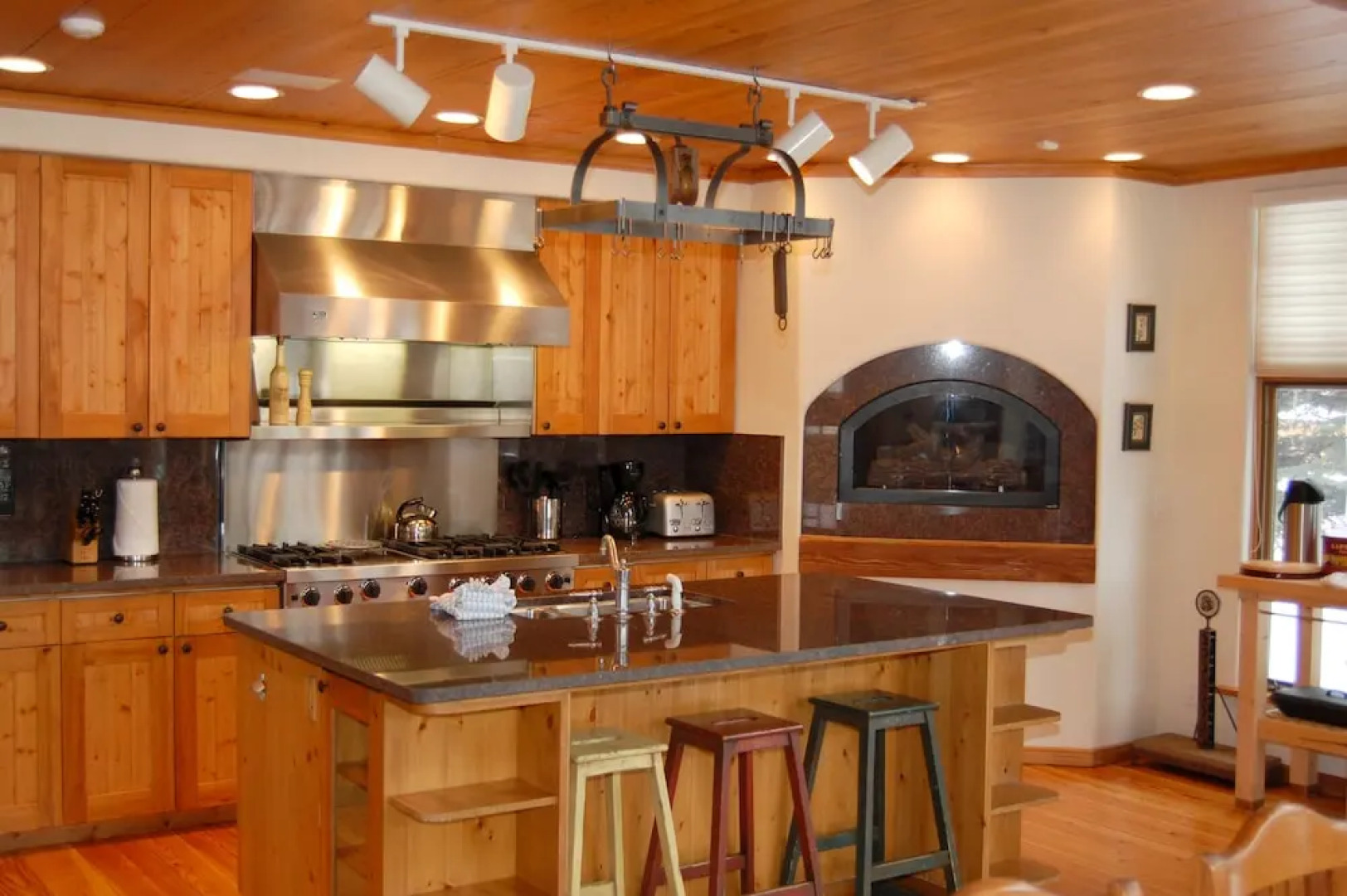 Frias Homes Of Aspen