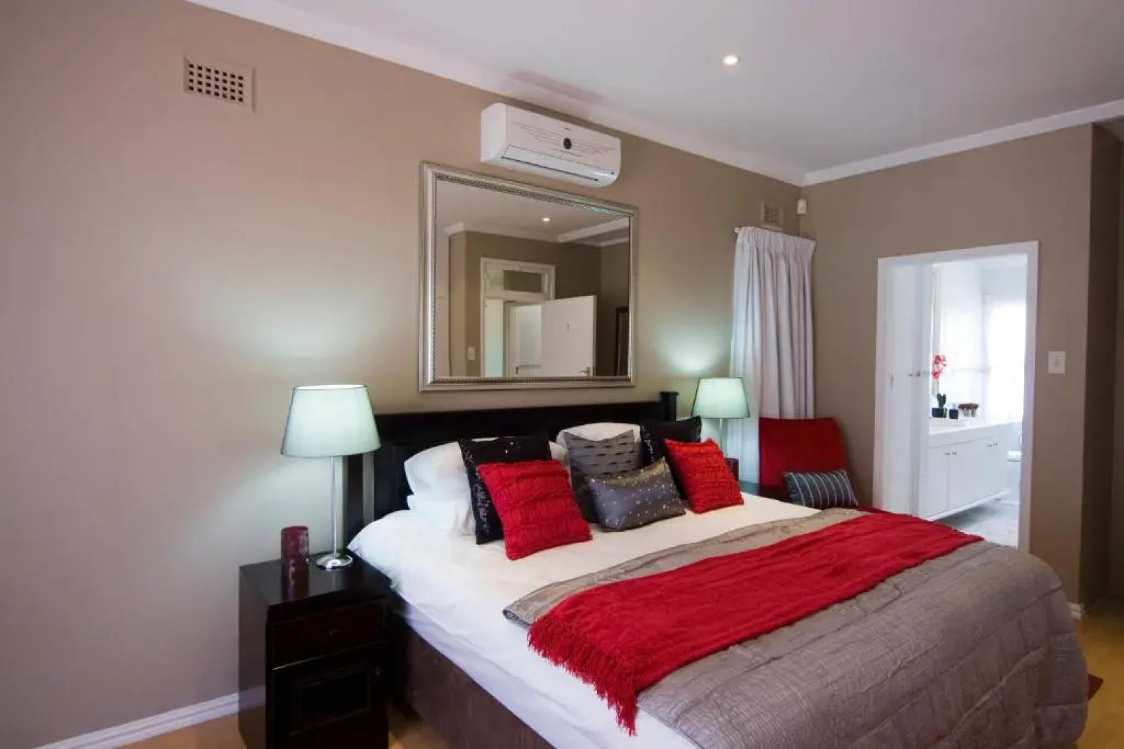 La Loggia on Portland