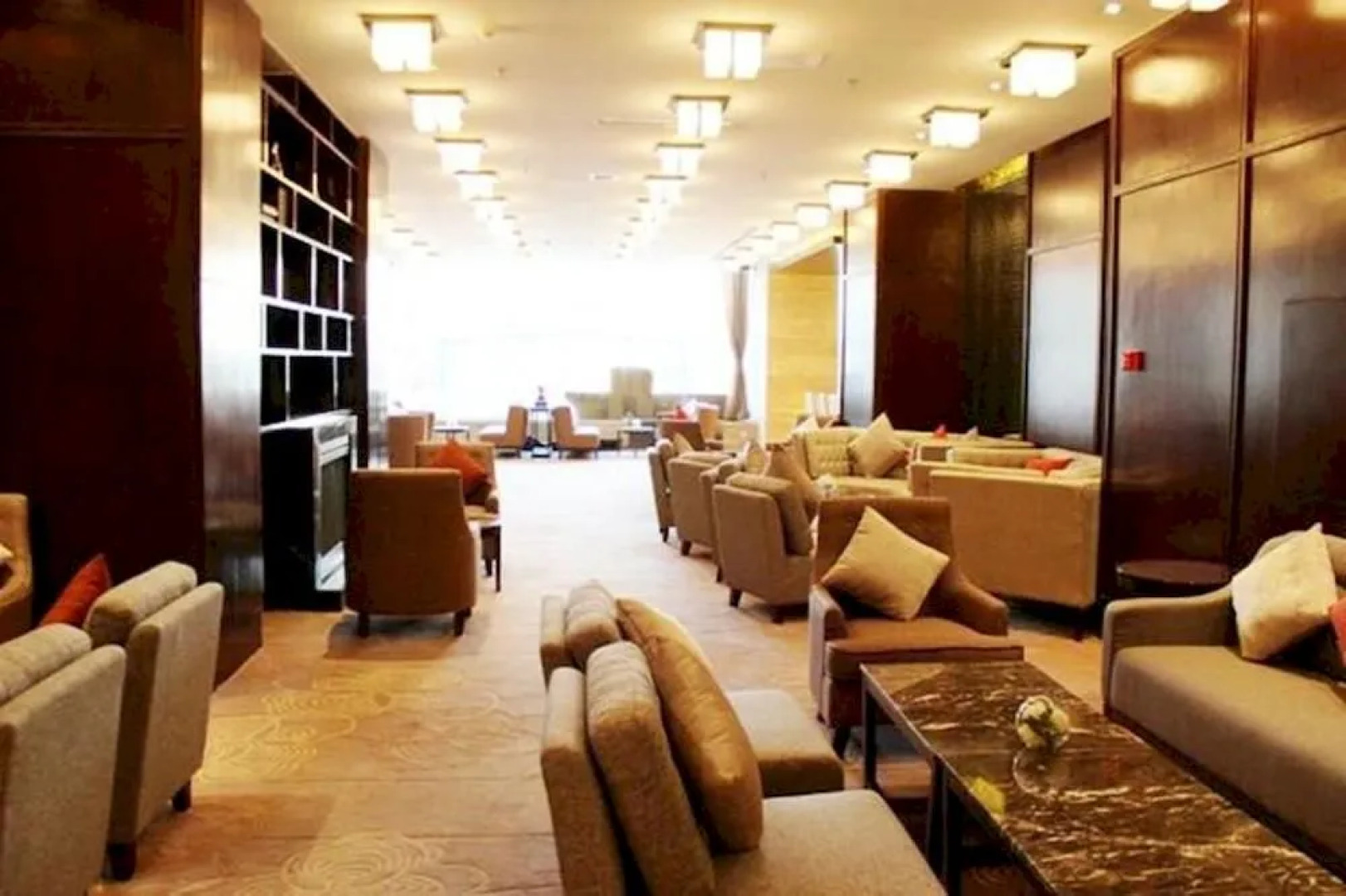 Qinhuangdao Peninsula Seasons Hotel And Apartment