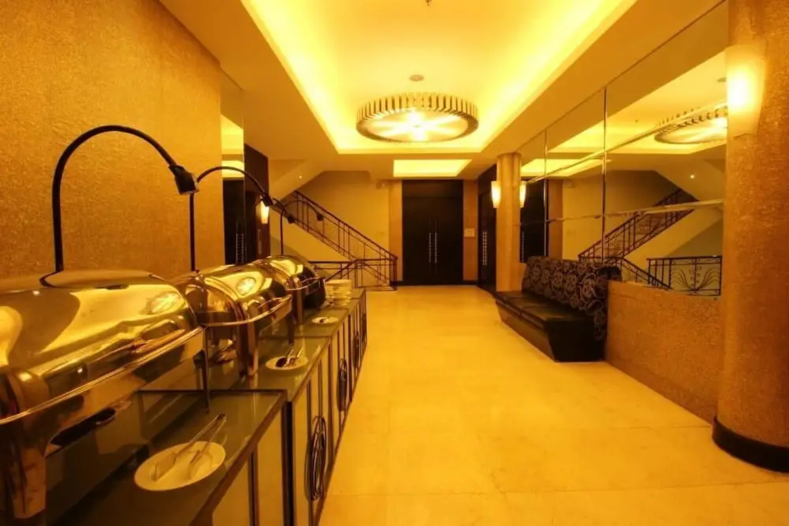 EON Centennial Plaza Hotel