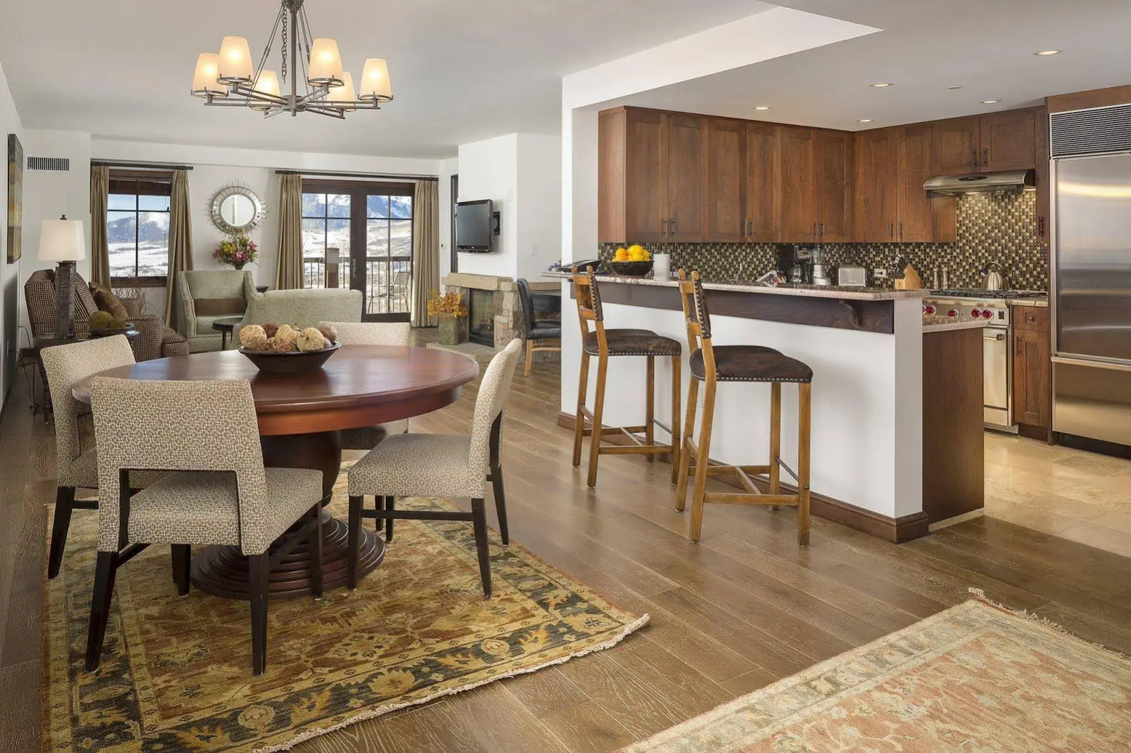 Madeline Hotel & Residences, Auberge Collection