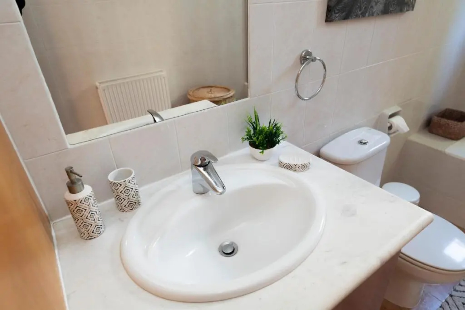 5 bed Villa in Tala, Pool & Panoramic Sea view