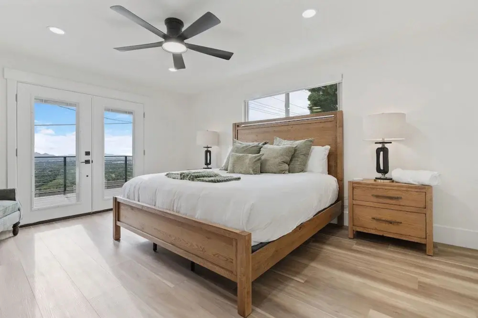 All-new Luxe Stay Views, Sauna & Hot Tub 7 Bedroom Villa