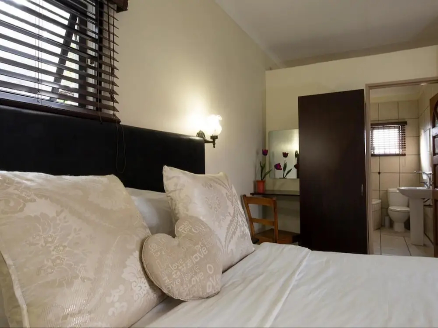 Angelica Guest House