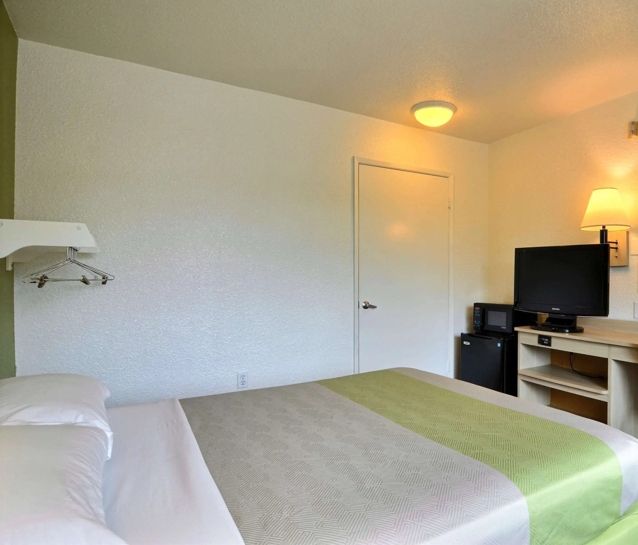 Motel 6 Tumwater, WA - Olympia