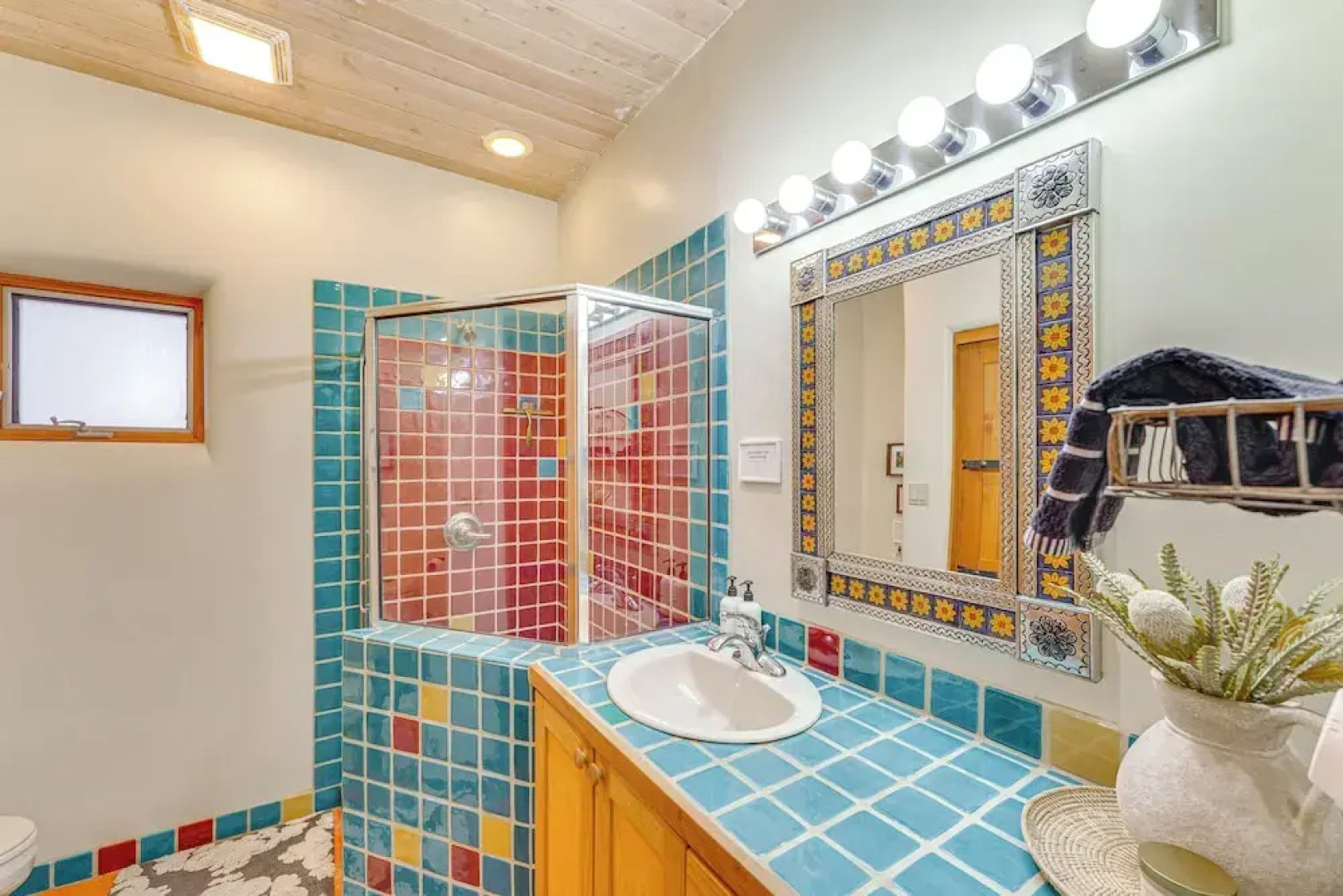 Mtn-view Retreat w/ Hot Tub in New Mexico!