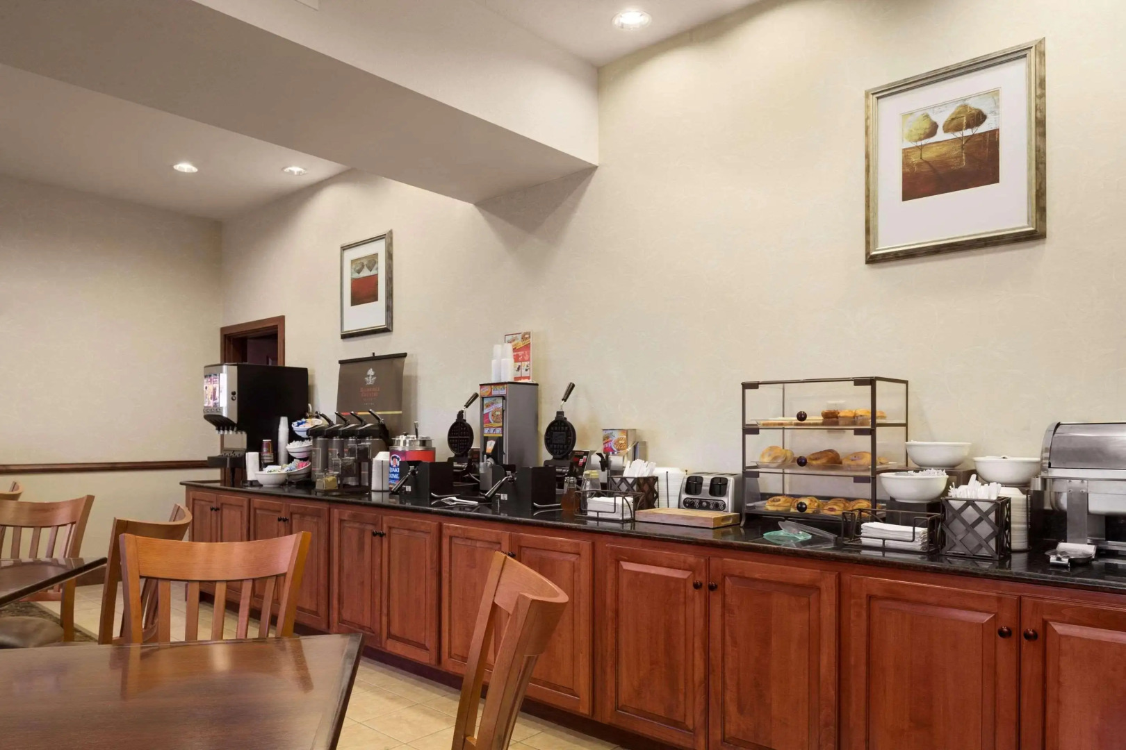 Country Inn & Suites by Radisson, Crestview, FL