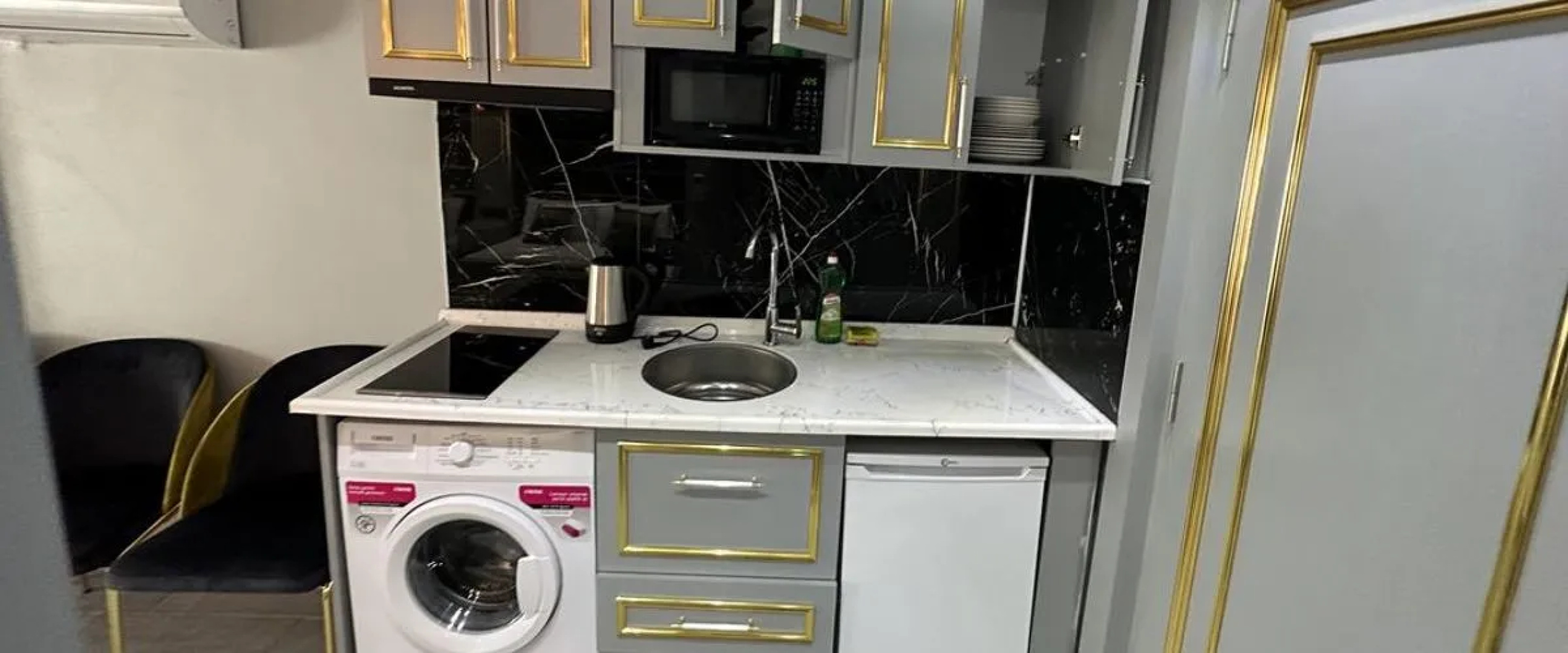 Taksim Larissa Residence