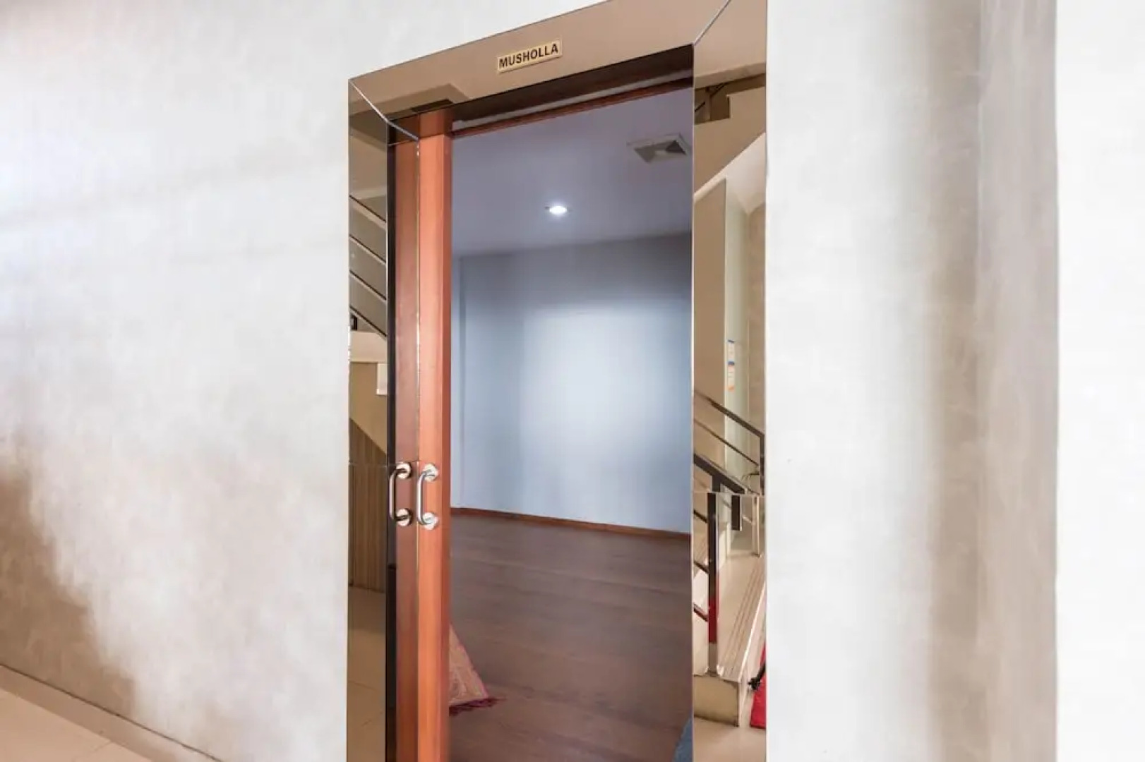 Airy Tengah Merdeka Barat 428 Pontianak