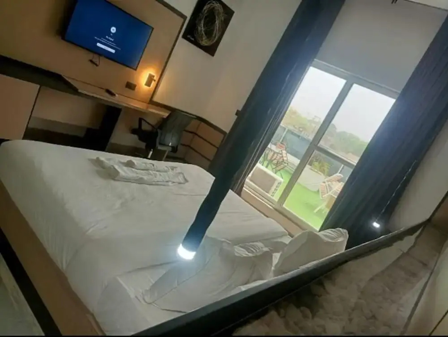 G Pinnacle Signature Hotel