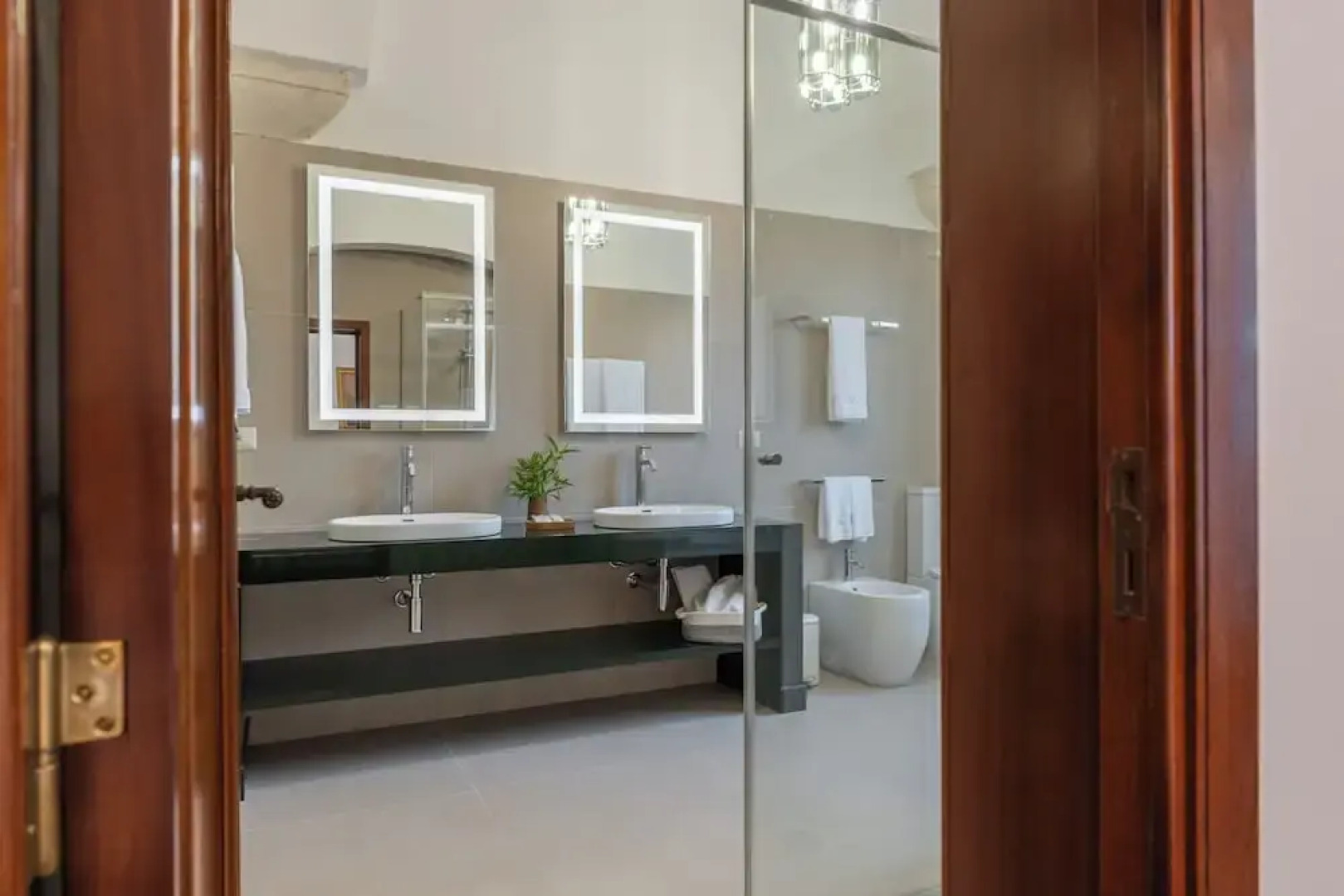 Lavilla Suite & Relax