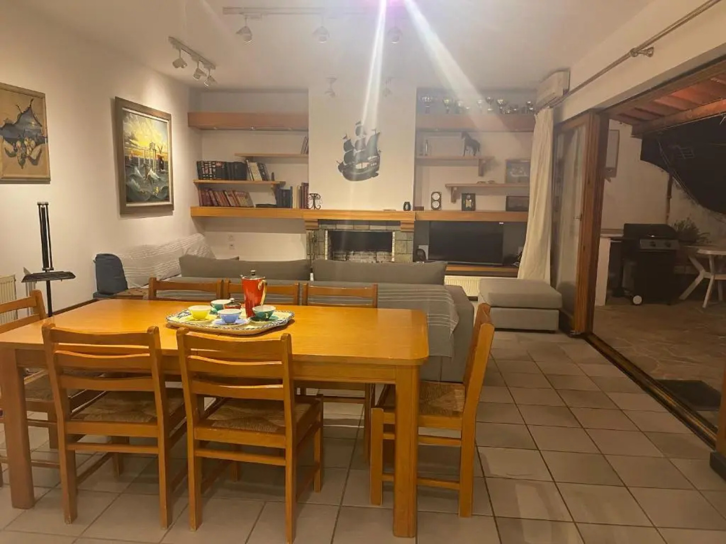 Sea-side 3 BEDROOM- BEACH HOUSE