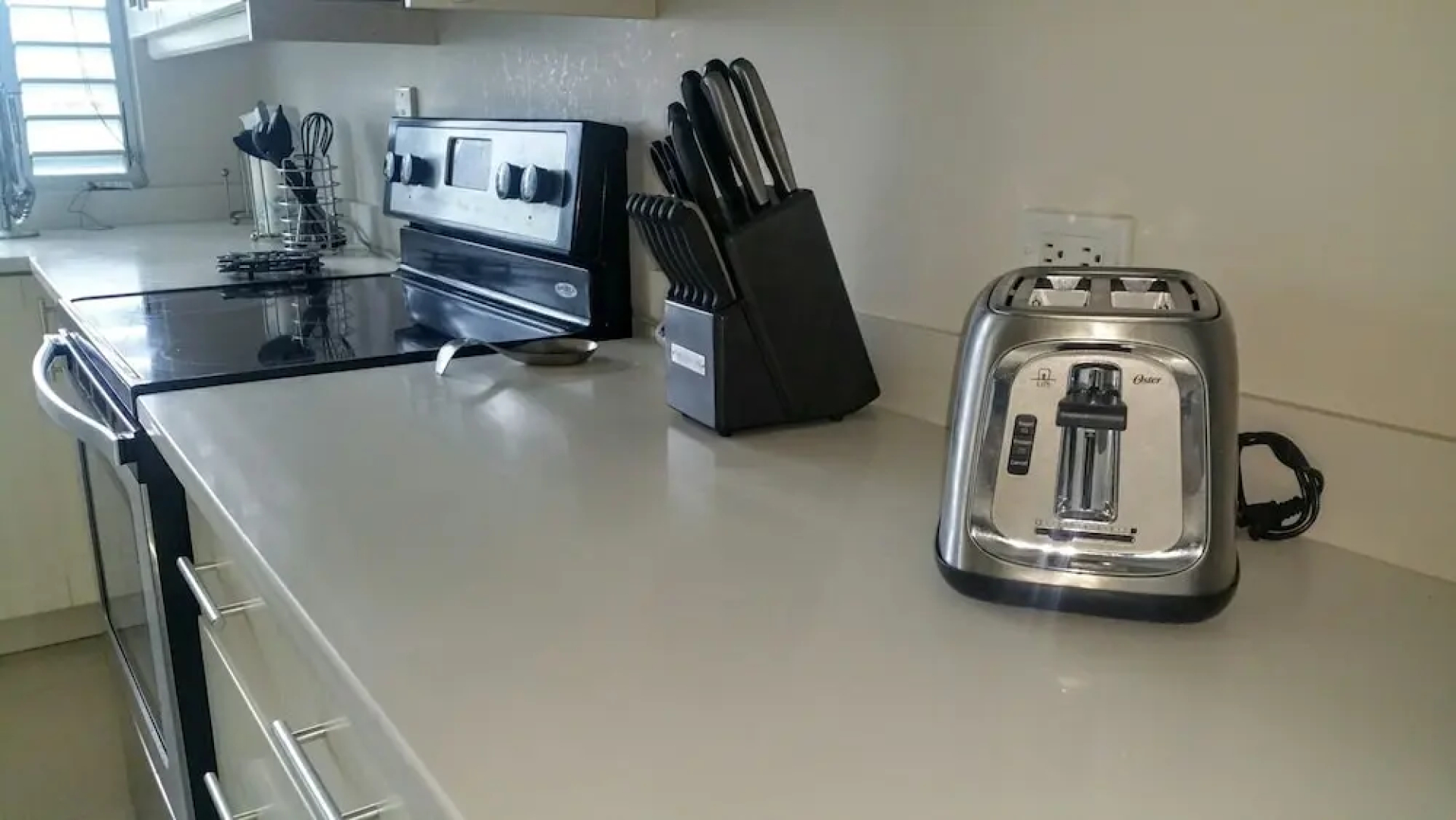 Fern Court Apartment With Oceanic View