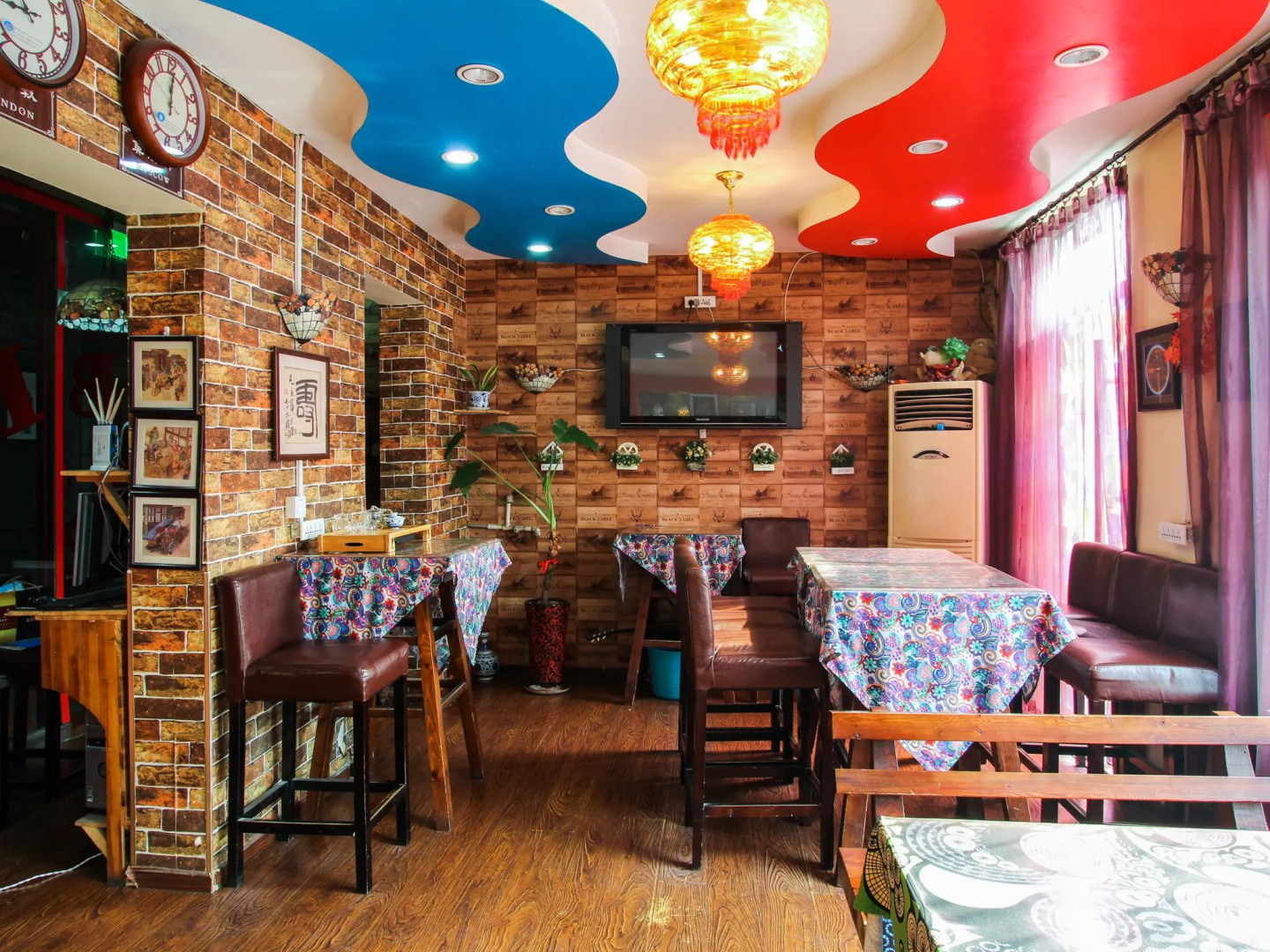 The Classic Courtyard