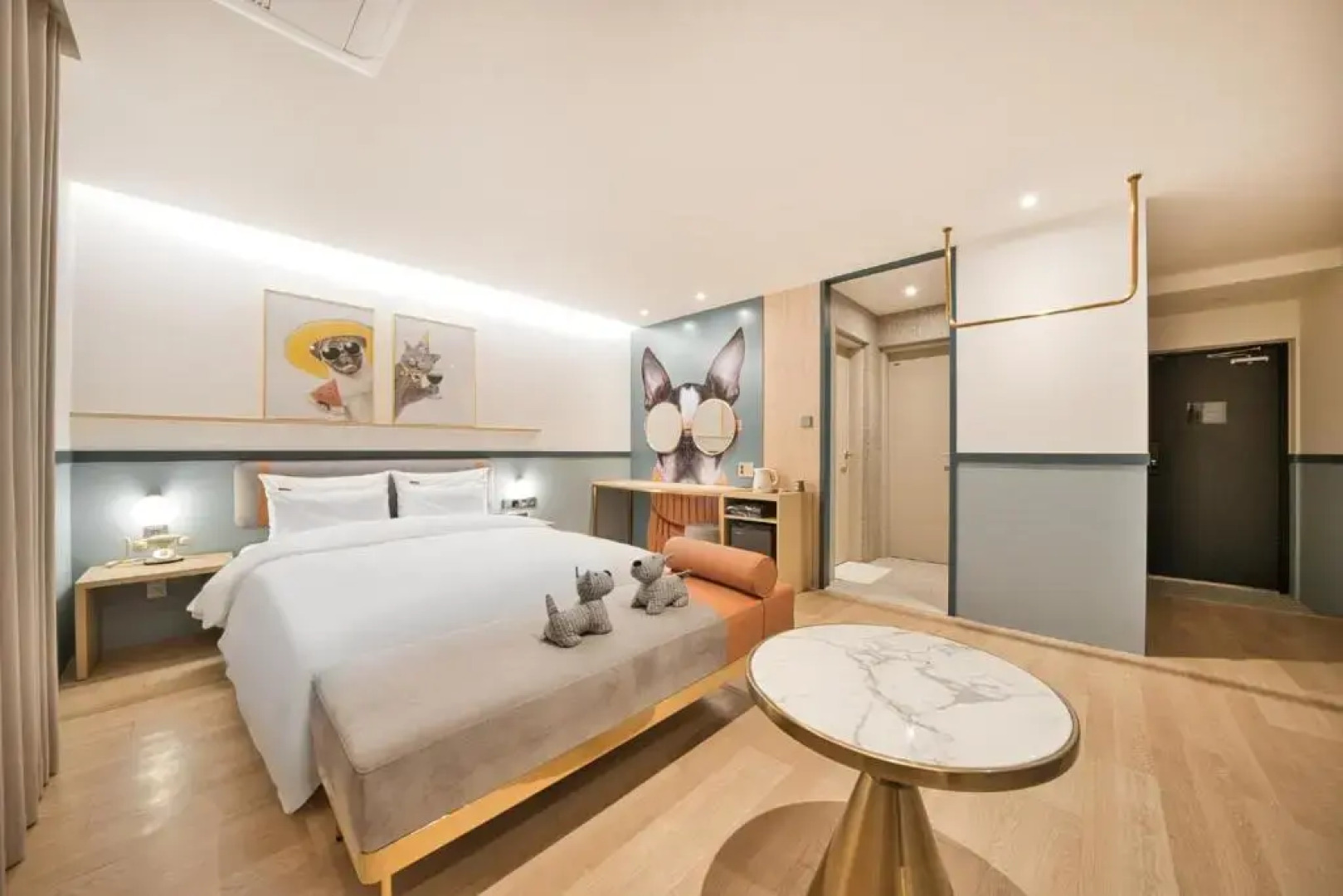 Pohang Terminal Brown Dot