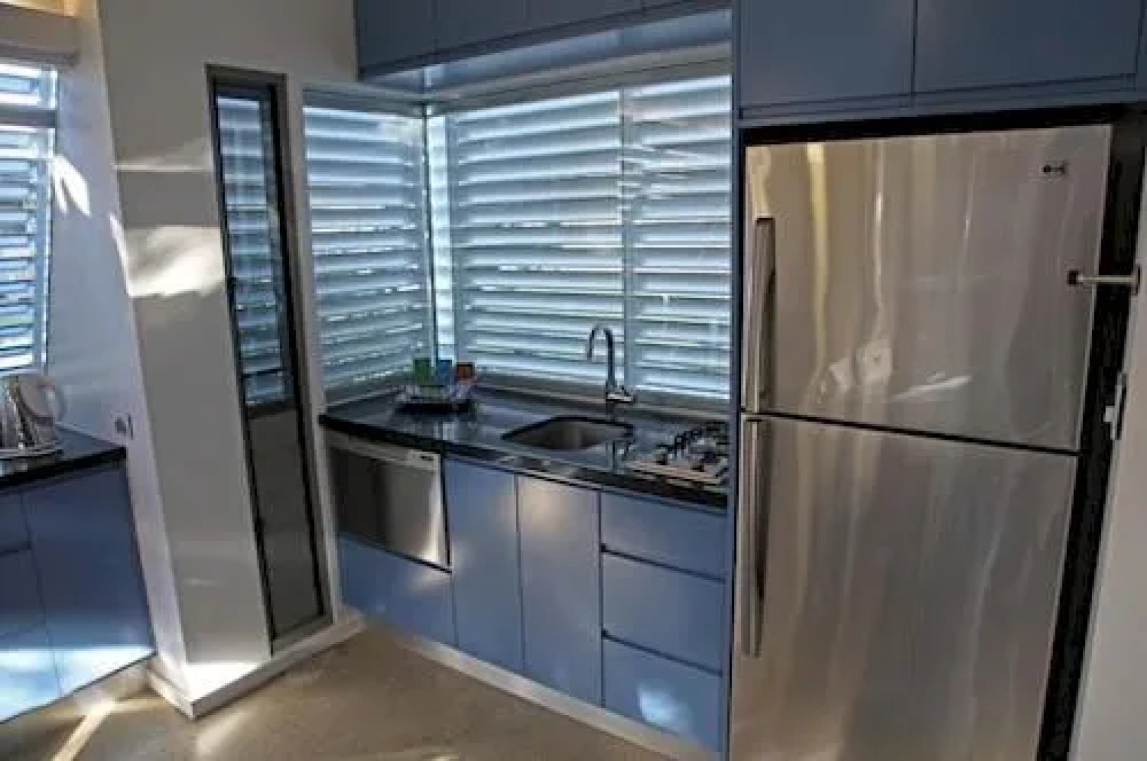 Sun Worship Crescent Head