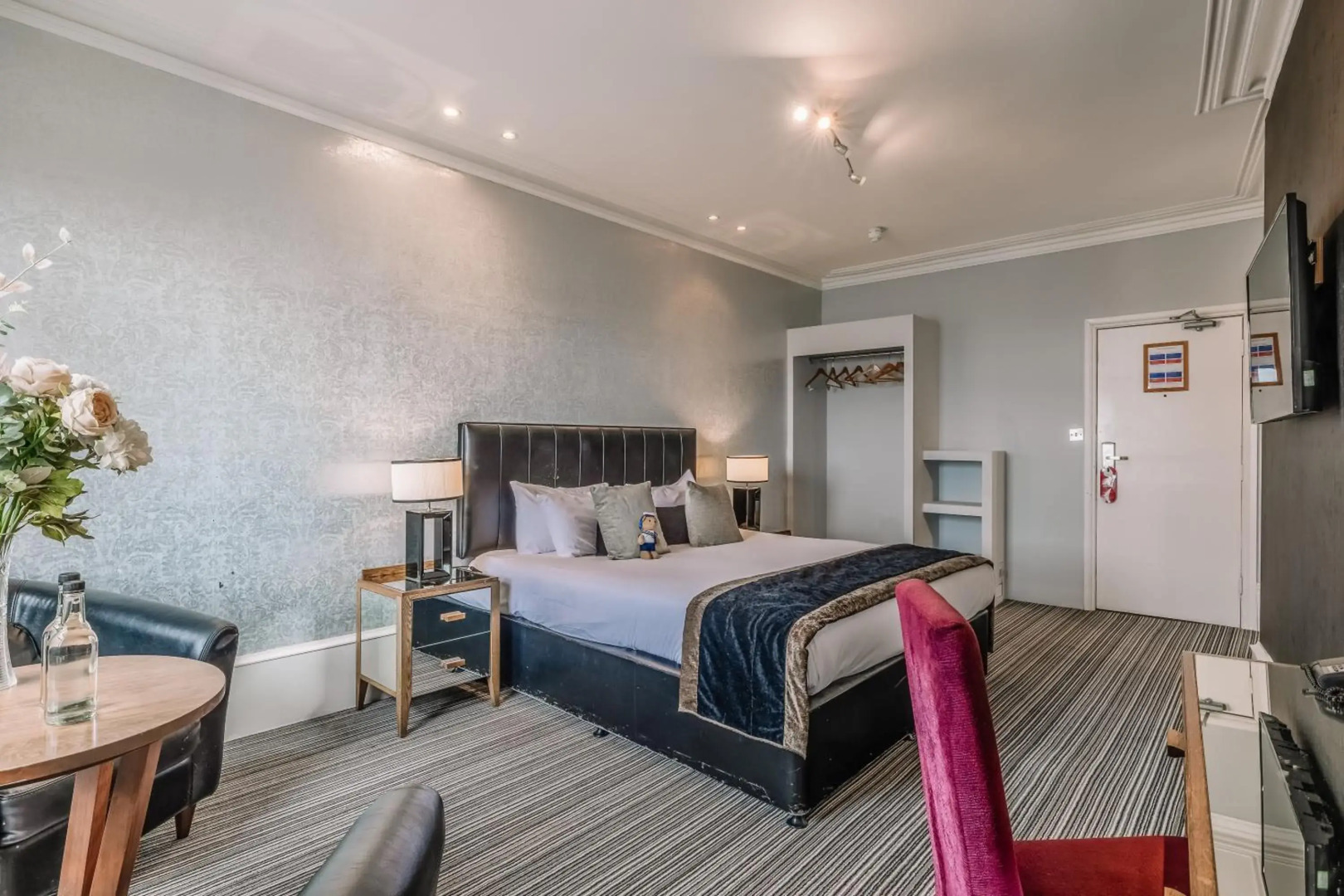 Muthu Westcliff Hotel (Near London Southend Airport)