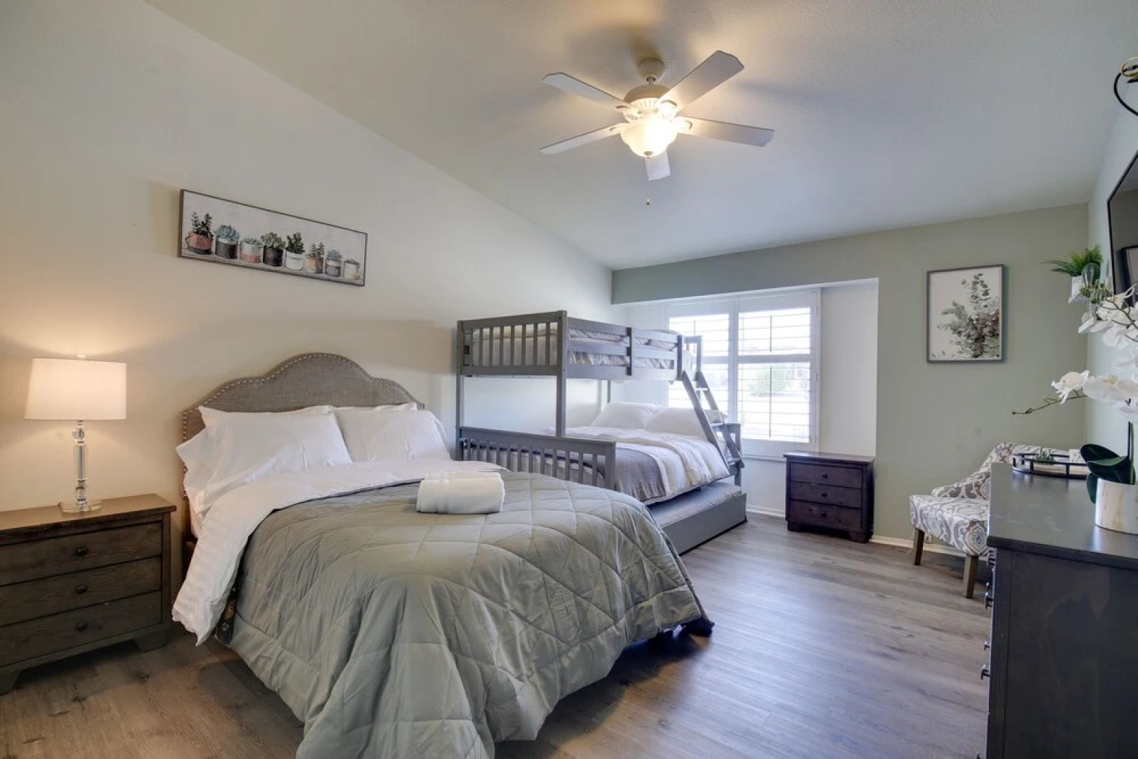 Palm Desert Oasis w/ Hot Tub < 1 Mi to Golf!