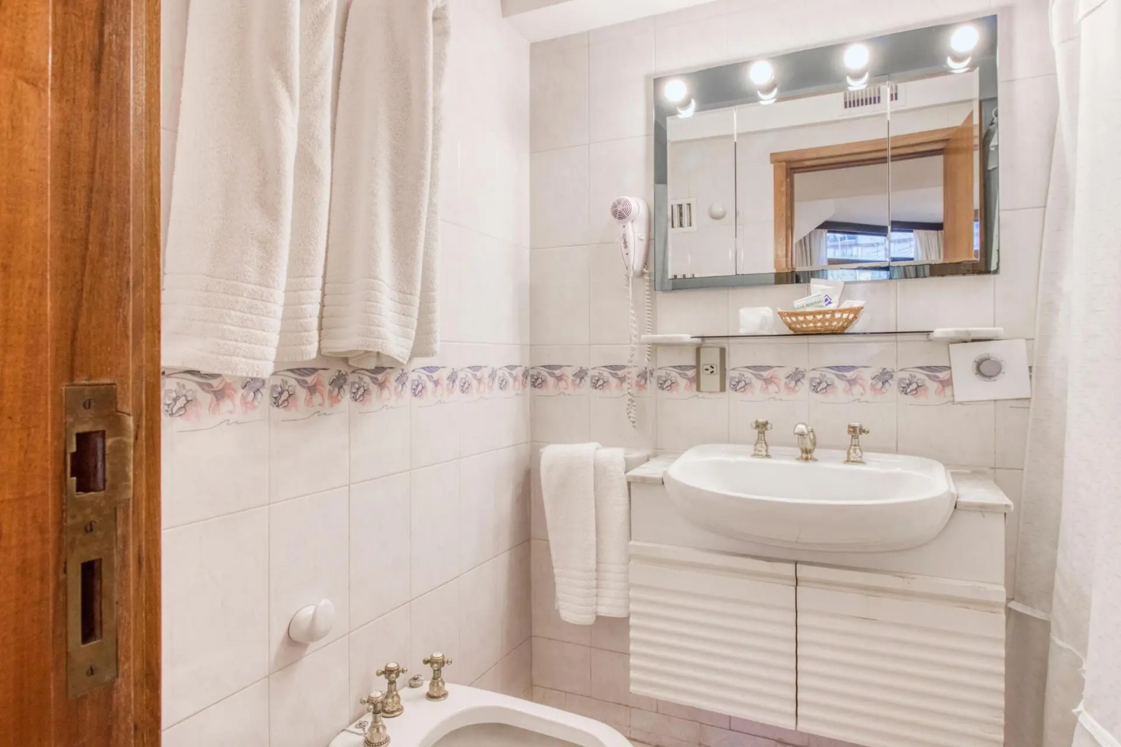 Primacy Apart Hotel