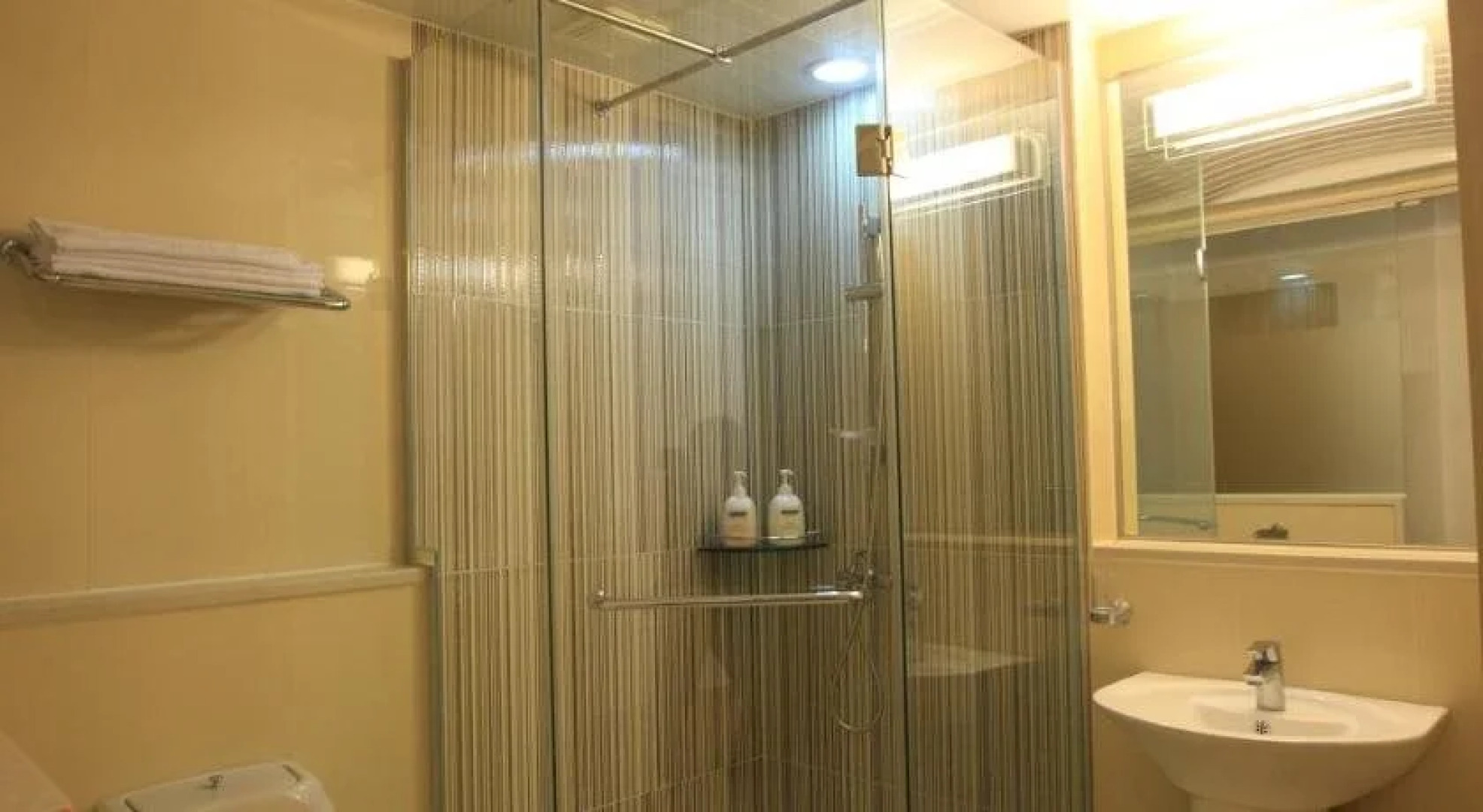 Chereville Spa Tourist Hotel