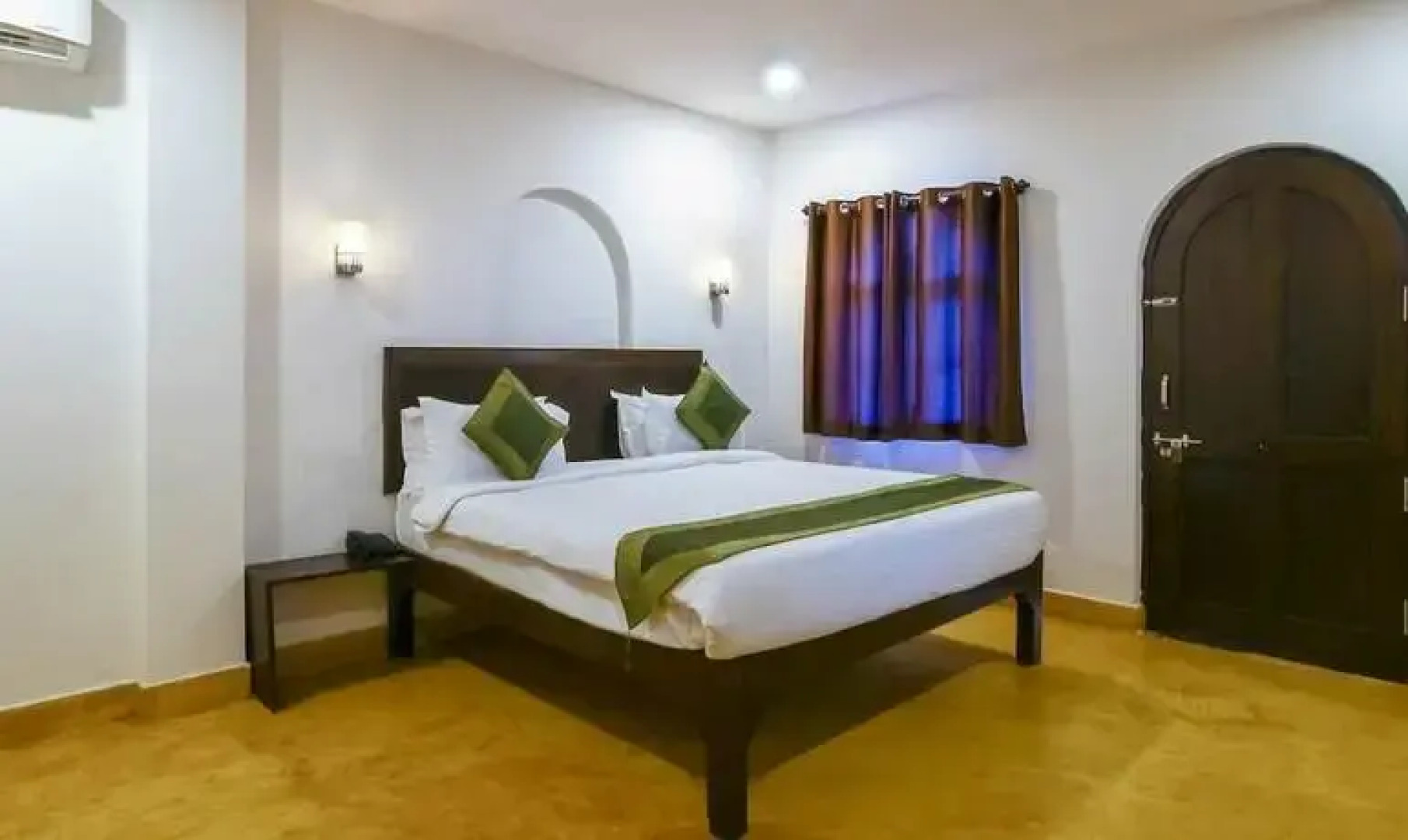 Treebo Trip Celebriti@Arpora