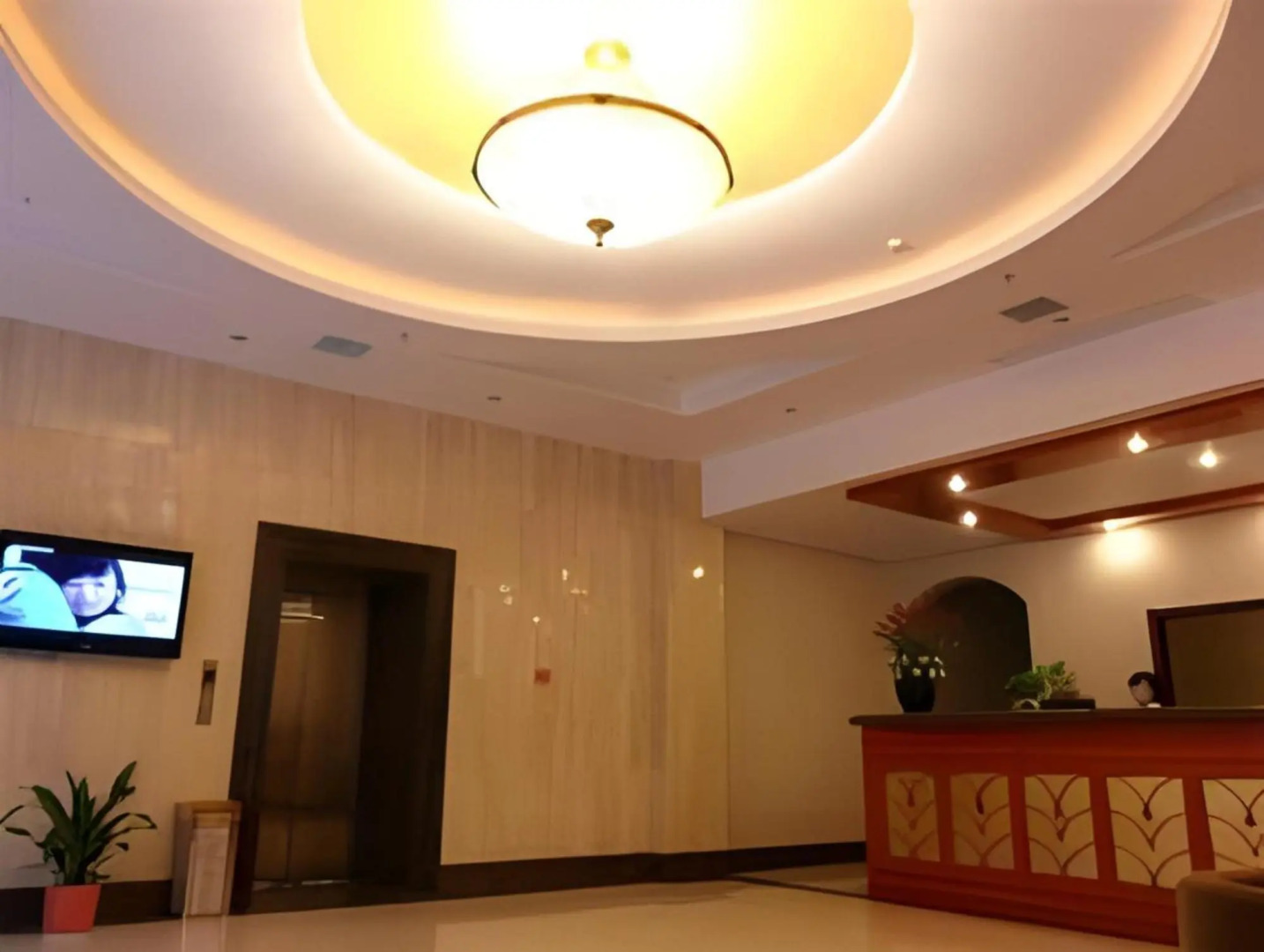 GreenTree Inn Jingdezhen Square North Road Express Hotel