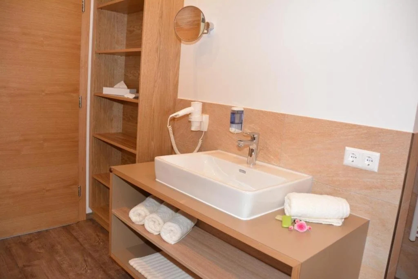 Bauernhof Haus Alpenrose