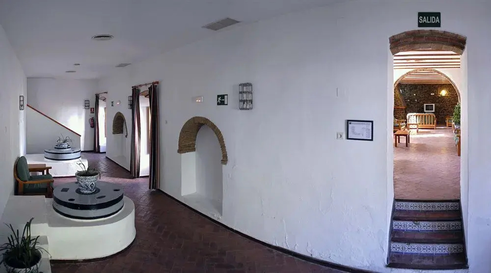 Albergue Inturjoven El Bosque