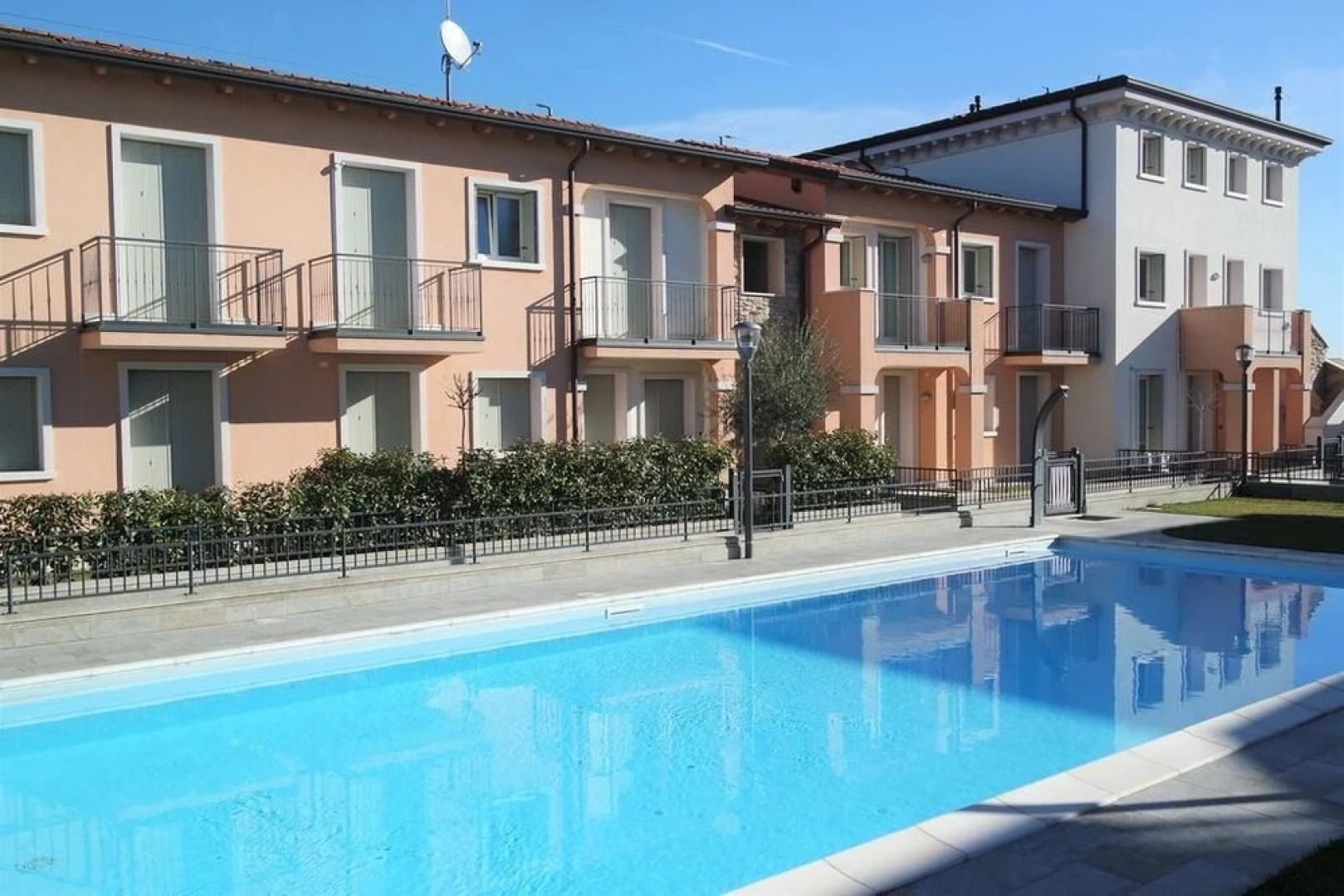 Aurora Tower Apartment