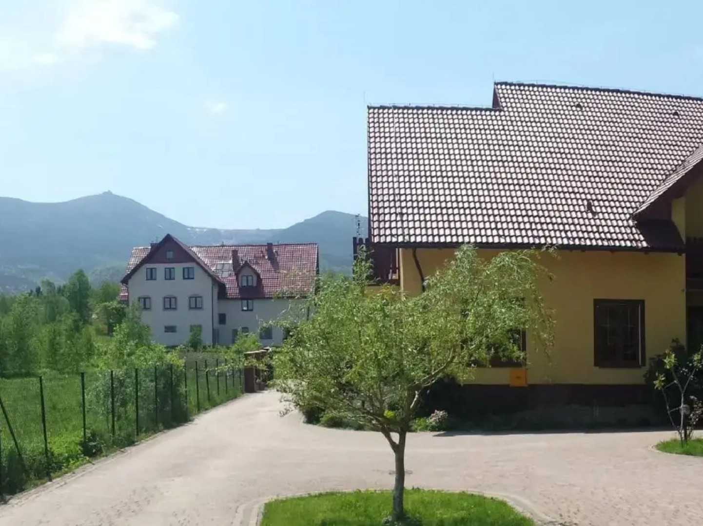 Wynajem Pokoi Willa Pod Lasem