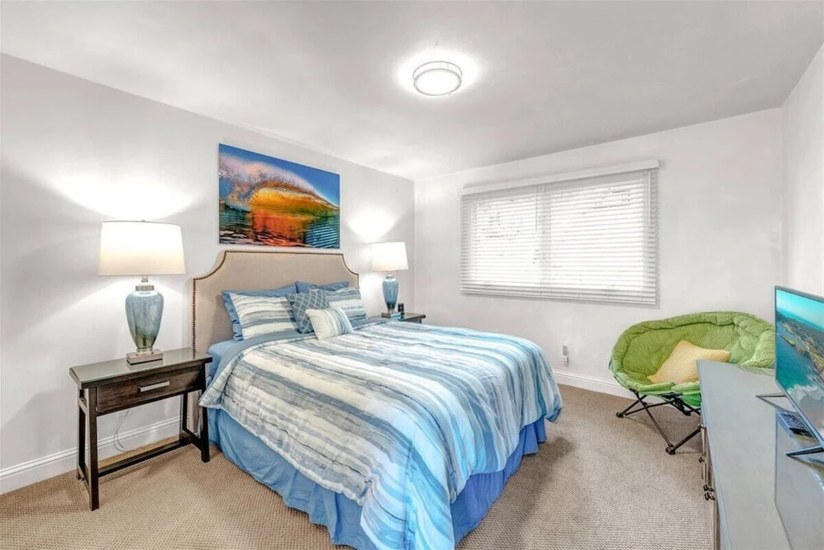 Pebble Beach Barking Seals - 5min Walk to the Beach!