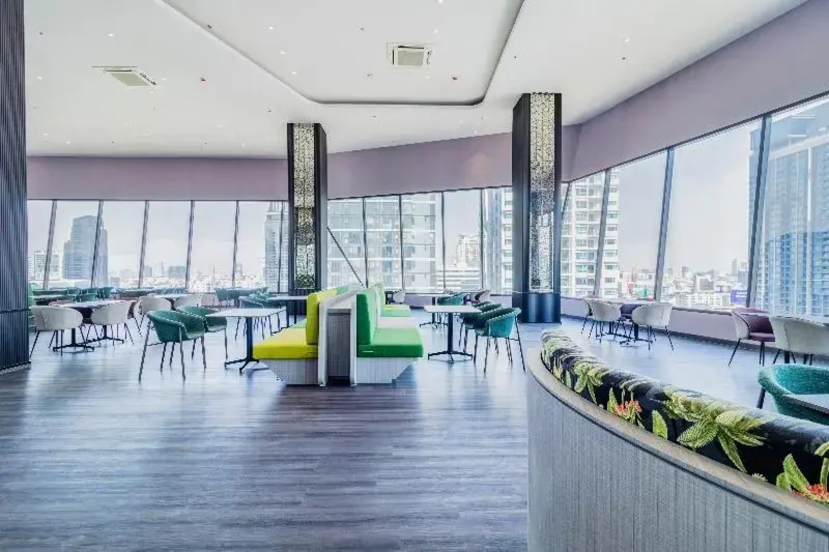 Queensland Hotel Bangkok