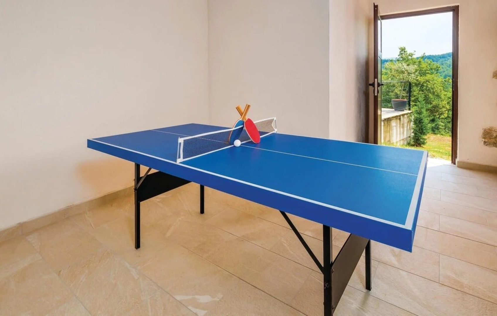 Stunning Home in Barisici With Wifi and 4 Bedrooms