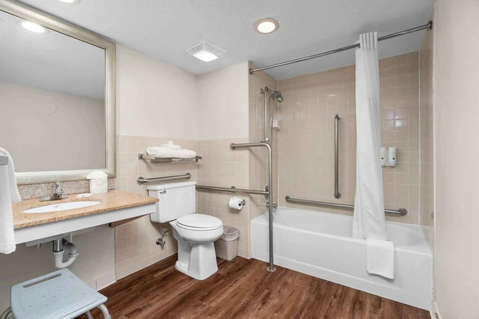 Quality Inn & Suites Mall of America - MSP Airport