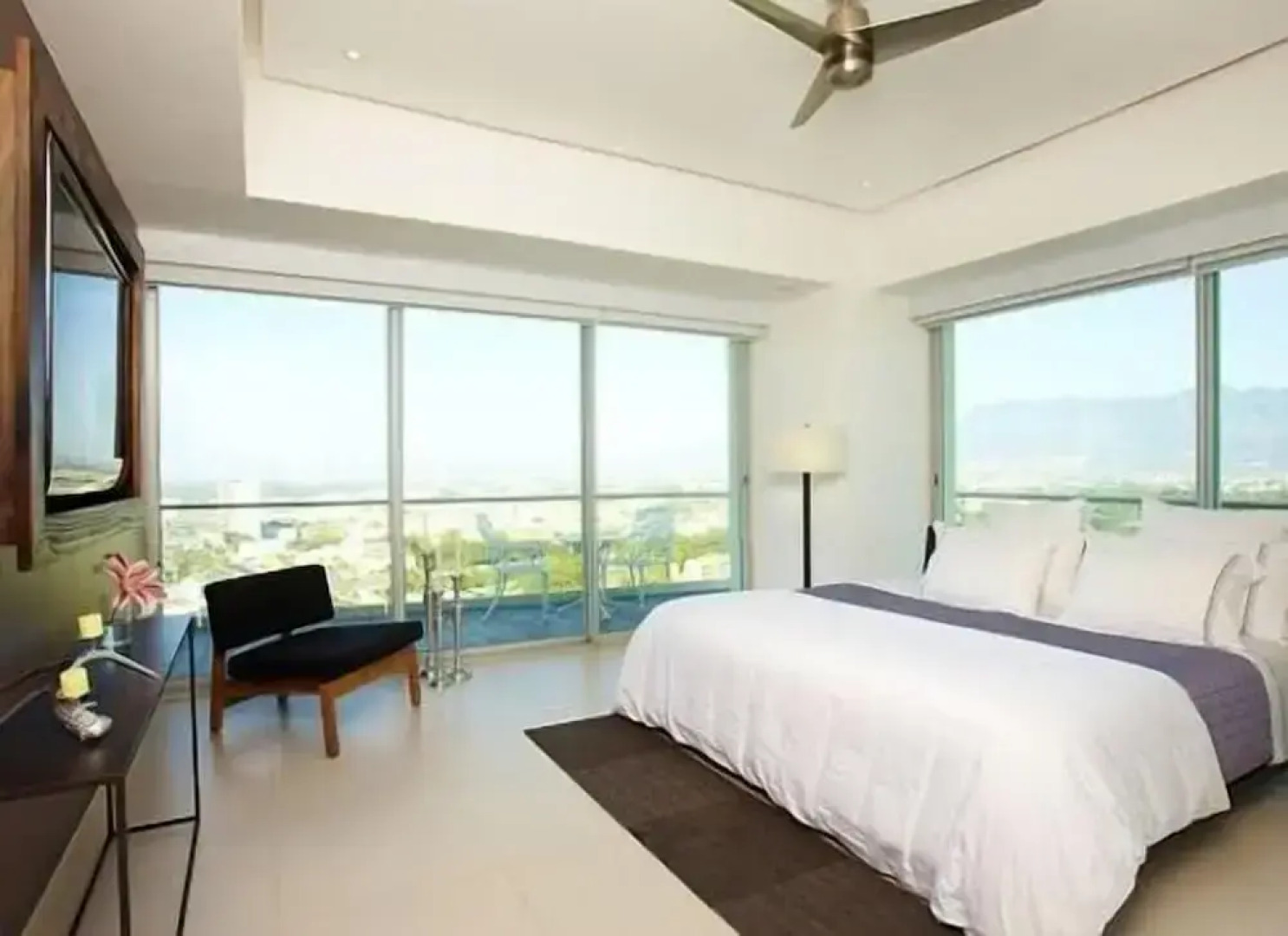 Unlimited Luxury Villas - Icon Vallarta Condo