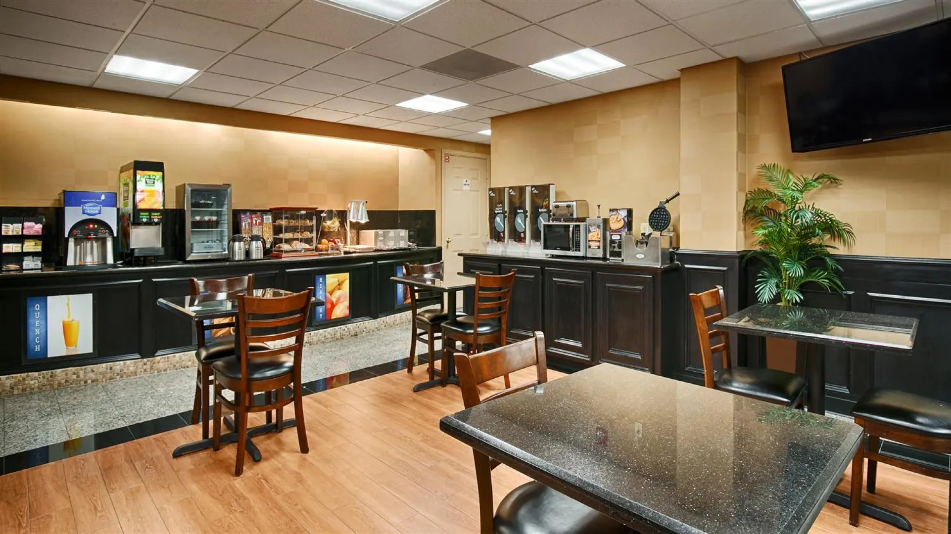 Best Western Plus Northwest Inn & Suites