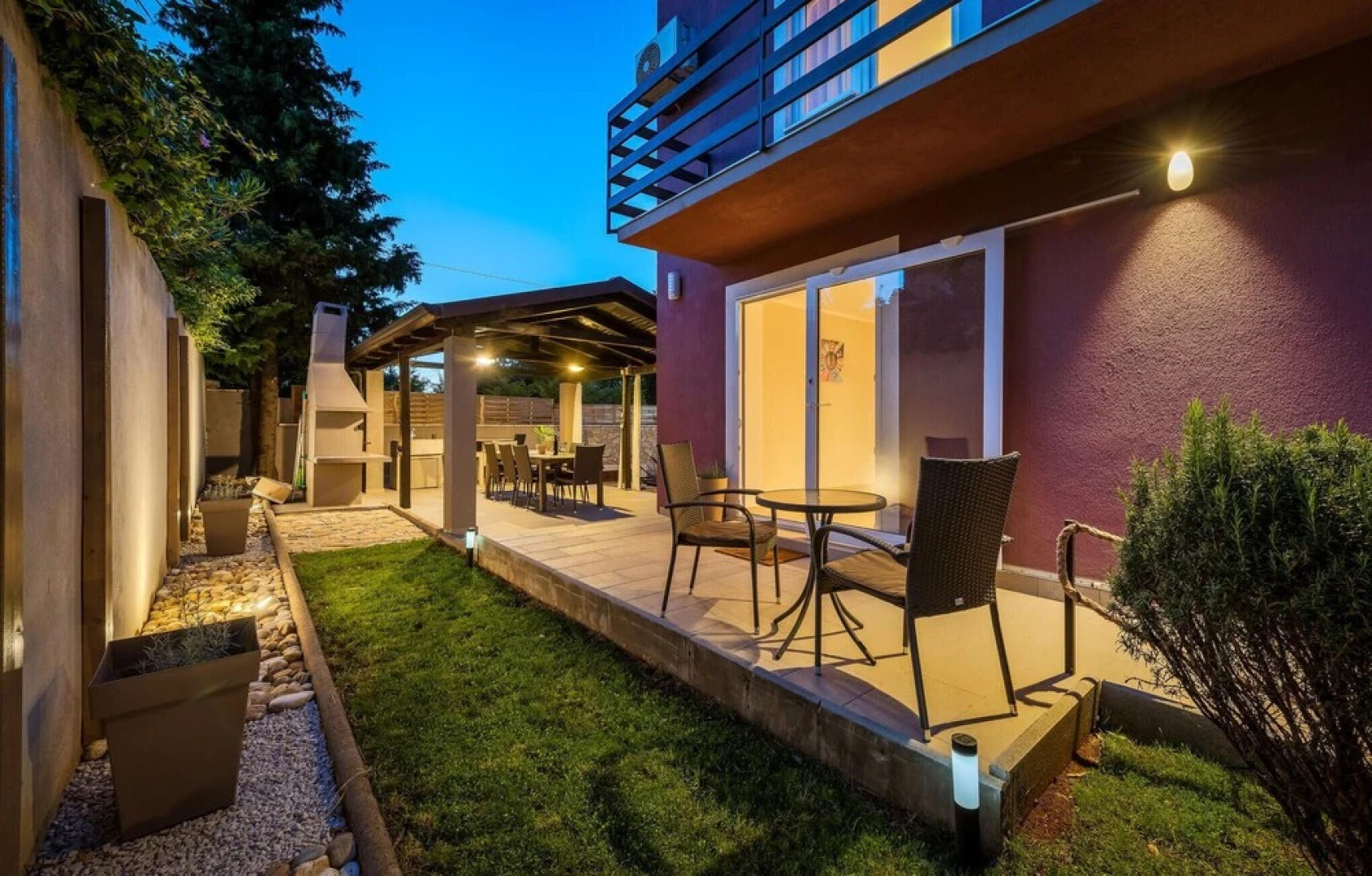 Stunning Home in Perci With Wifi and 5 Bedrooms