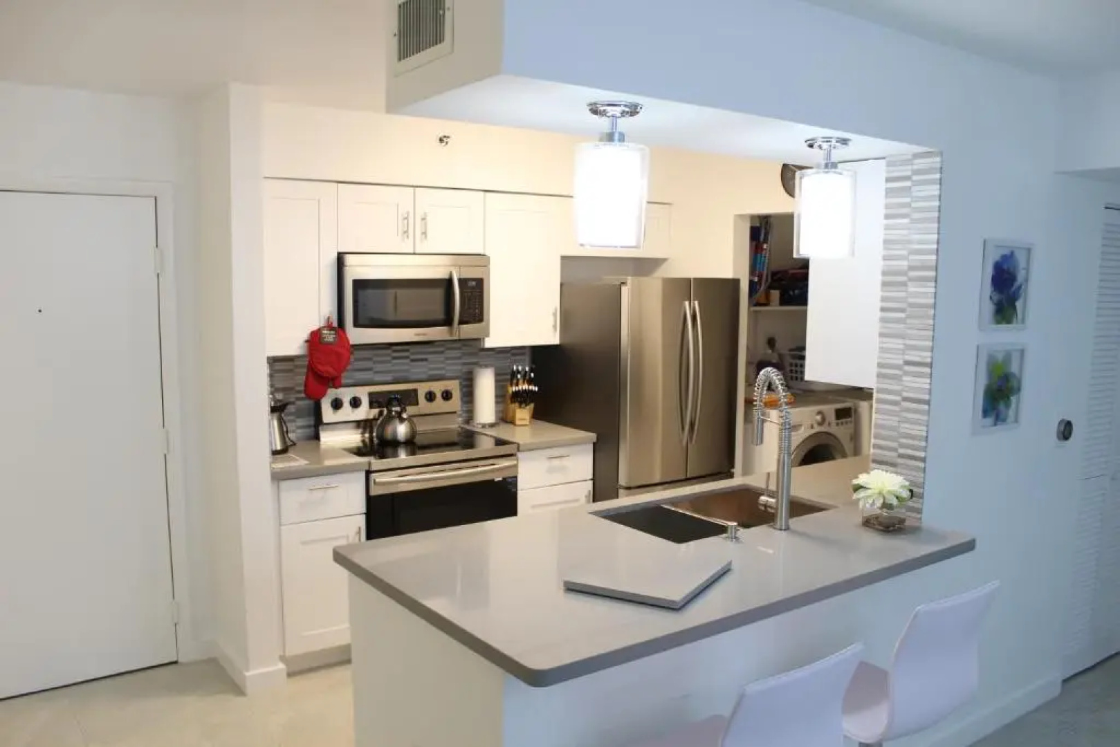 Yacht Club at Aventura Luxurious 1 Bed 1 Bath