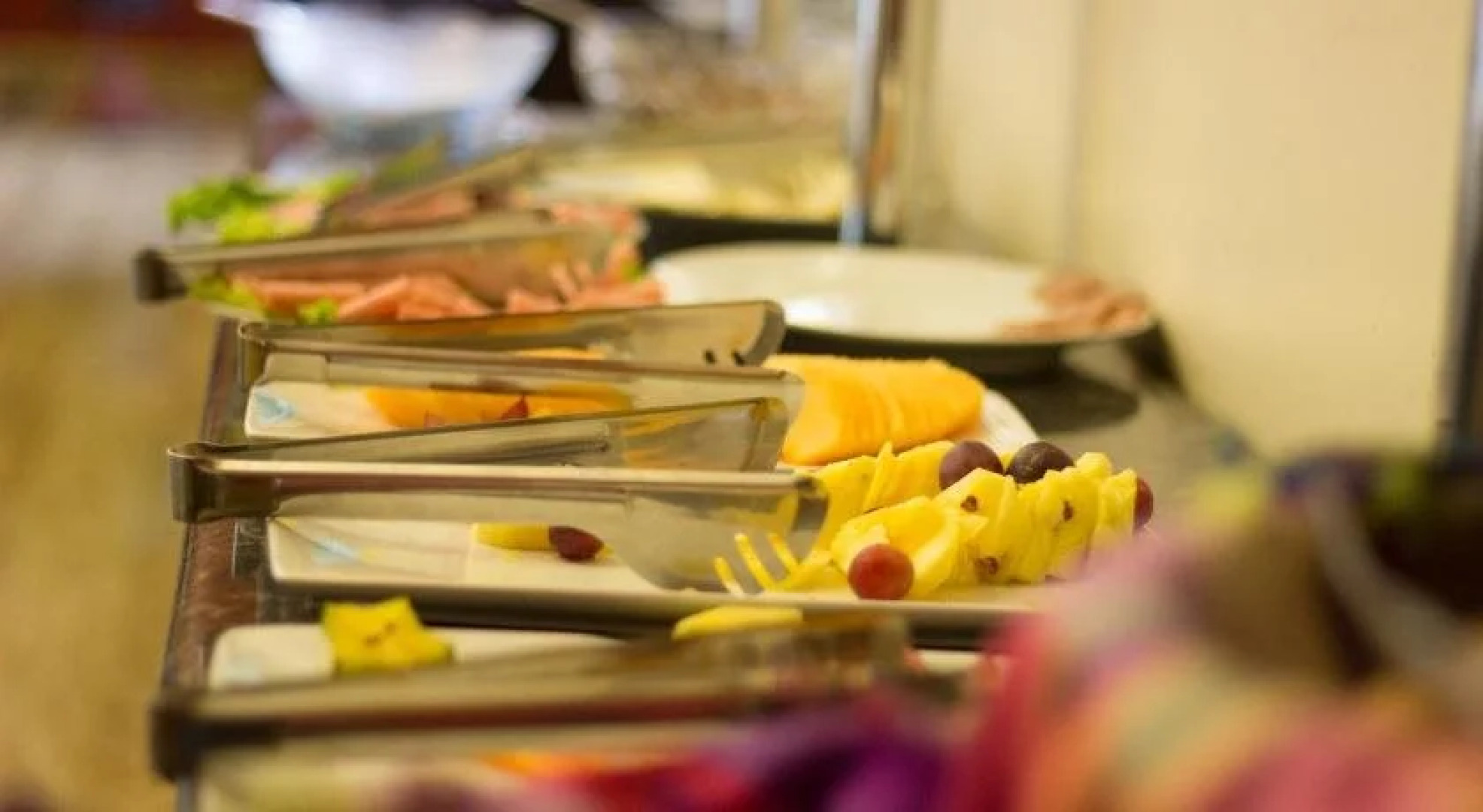 Colonial Plaza Hotel