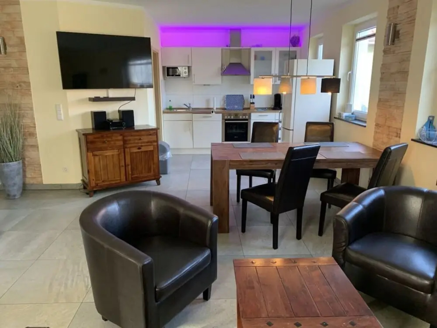 Just Before the Cape, Holiday Home B