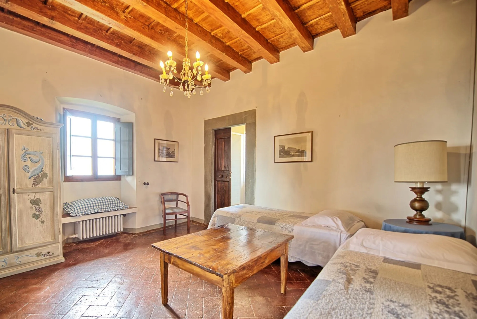 Castello di Montegufoni