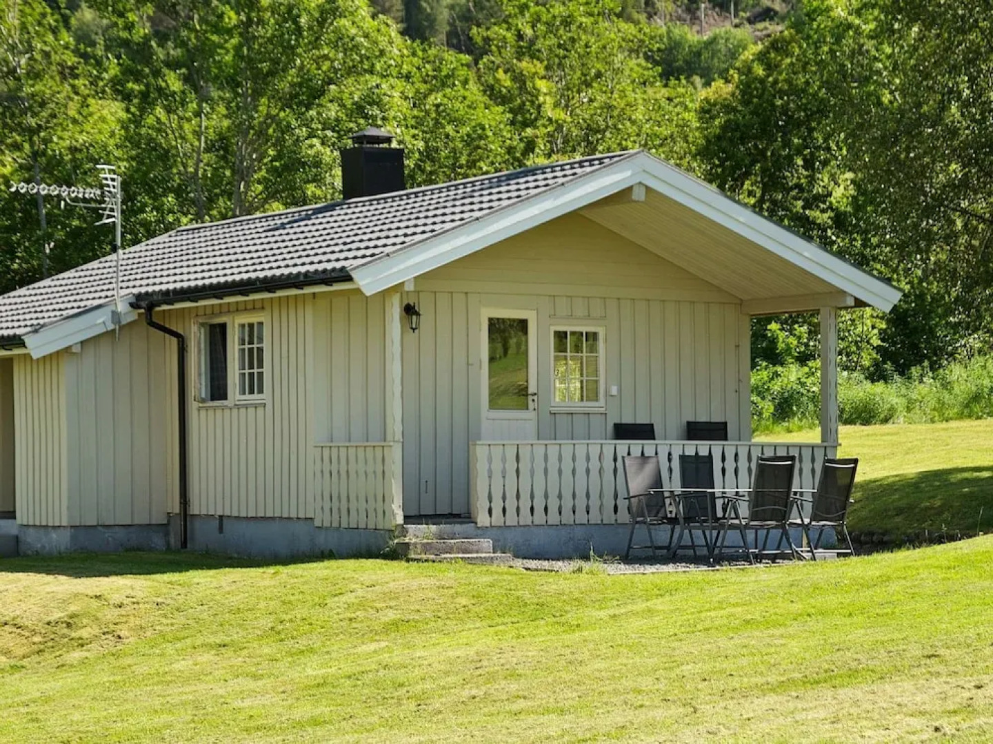 4 Person Holiday Home in Utvik-by Traum
