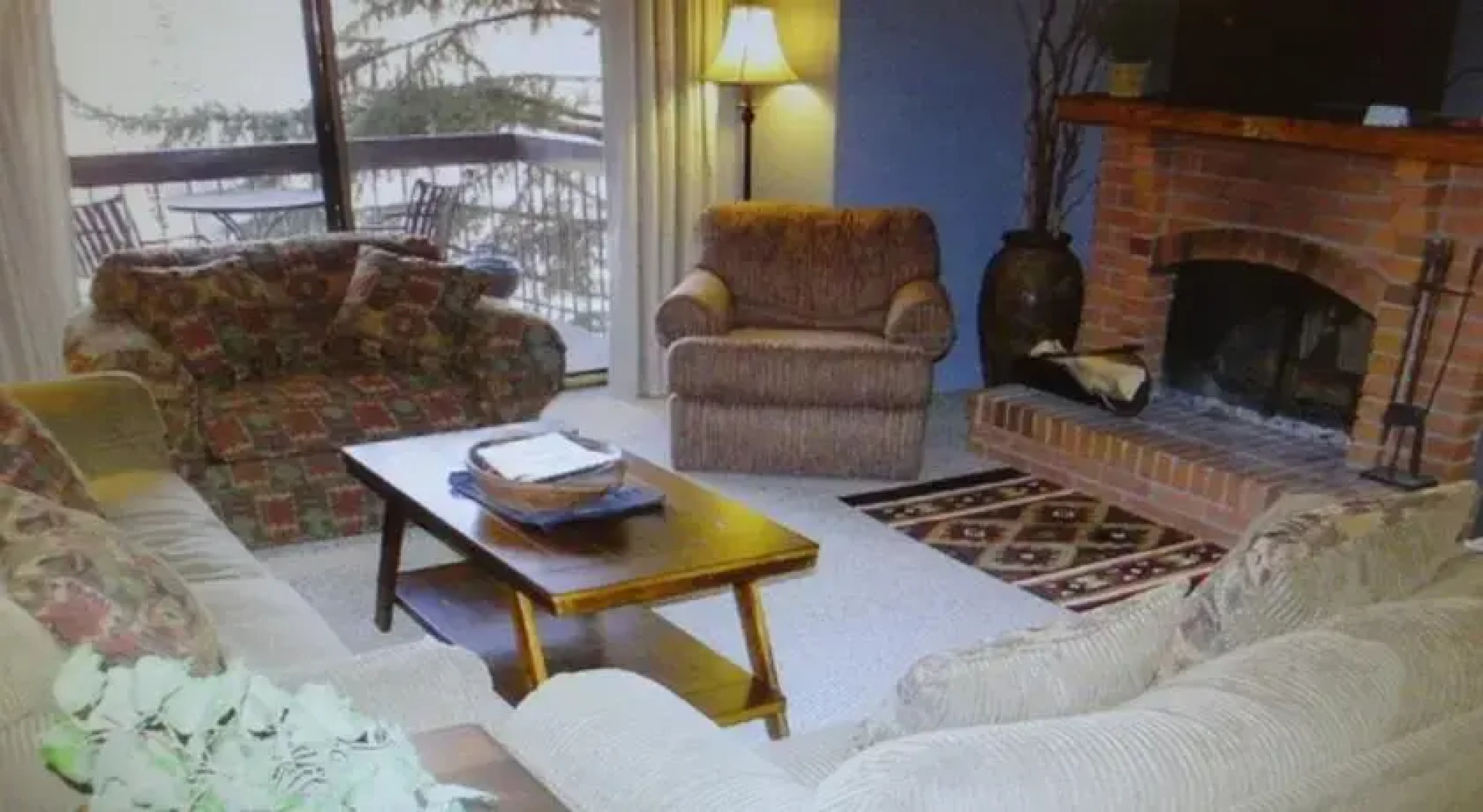 Park Station 2 Bd/2 Ba Quiet Corner Main St Condo